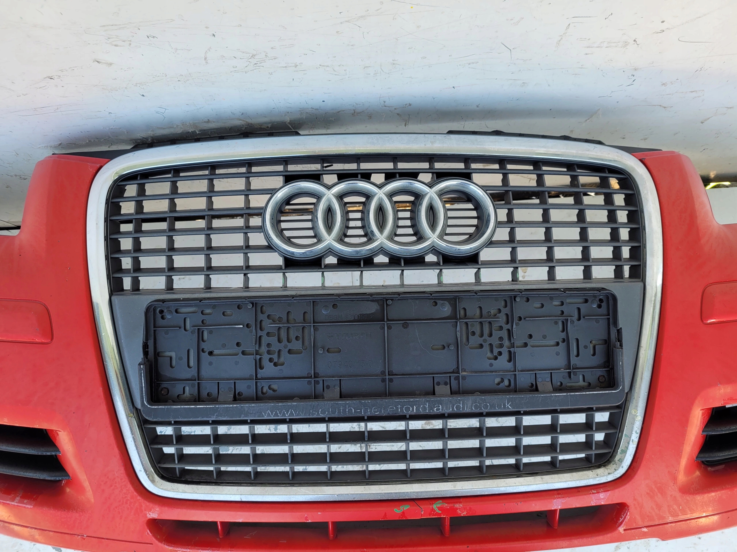 AUDI A3 8P LIFT 05-07 PREDNÝ NÁRAZNÍK