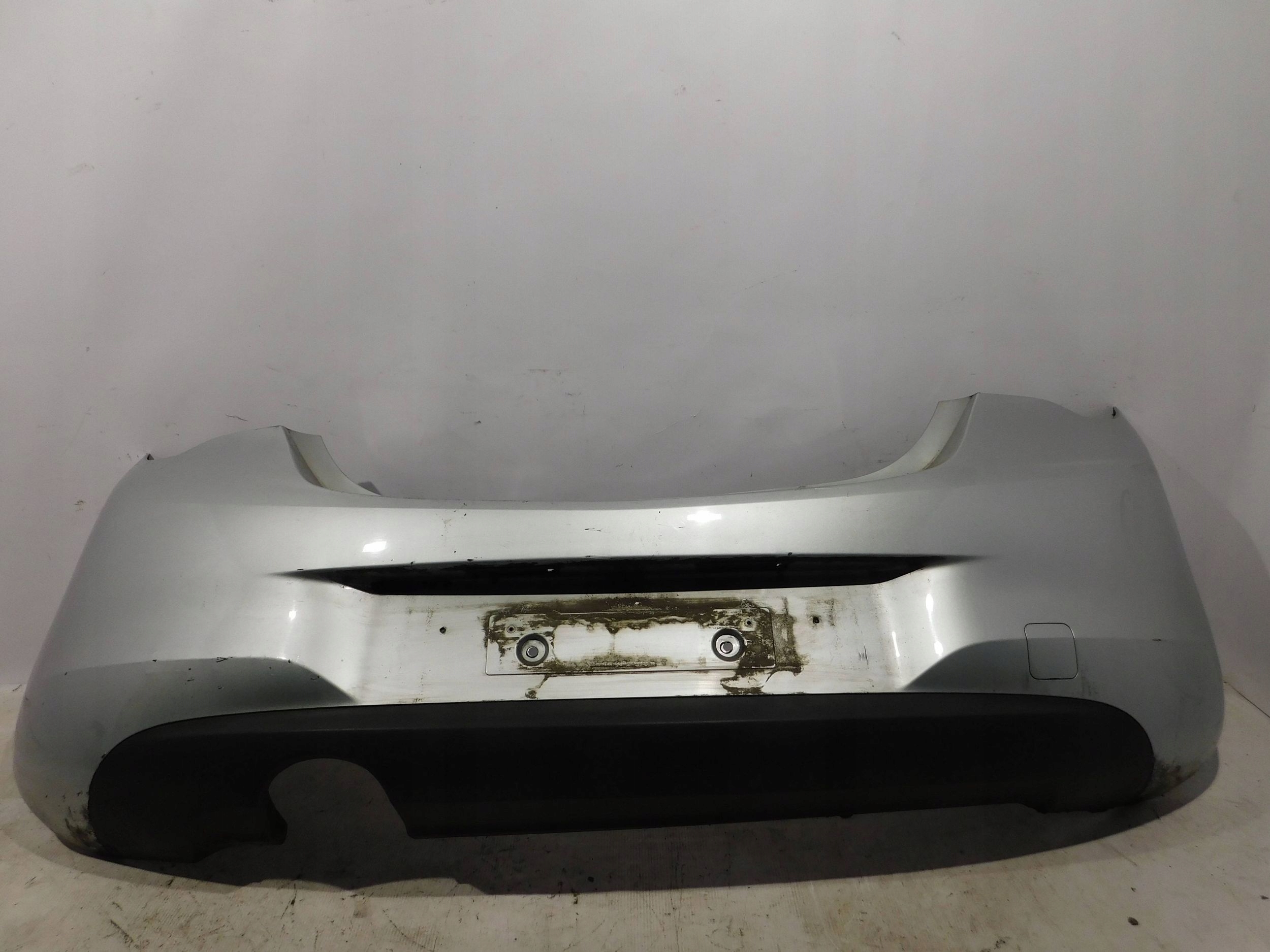 ZADNÝ NÁRAZNÍK OPEL CORSA E