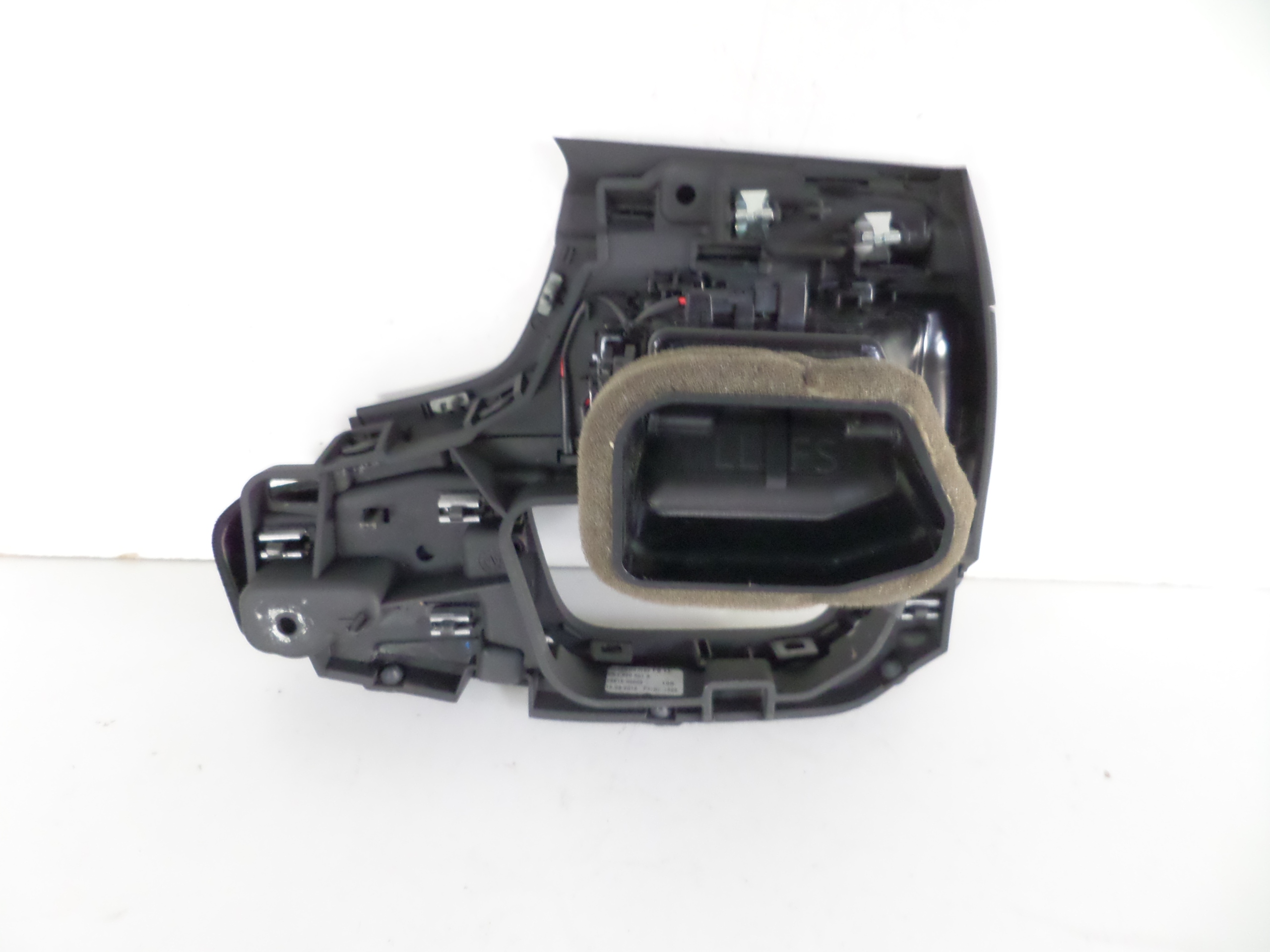 LAVY VYDUCH FUKAR KURENIA AUDI A4 B9 15-