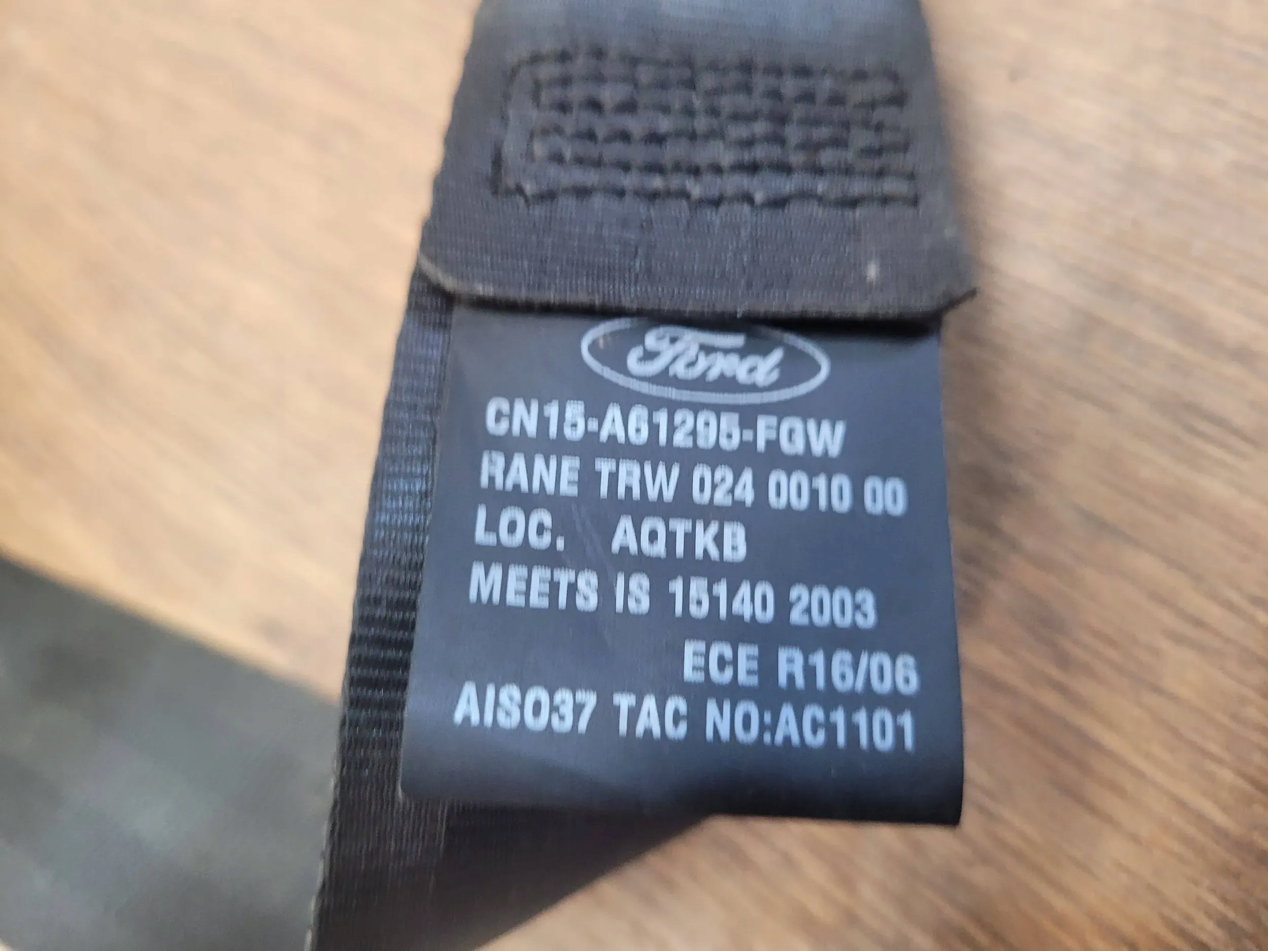 Ford Ecosport MK1 CN15-A6129-FGW ĽAVÝ PREDNÝ BEZPEČNOSTNÝ PÁS