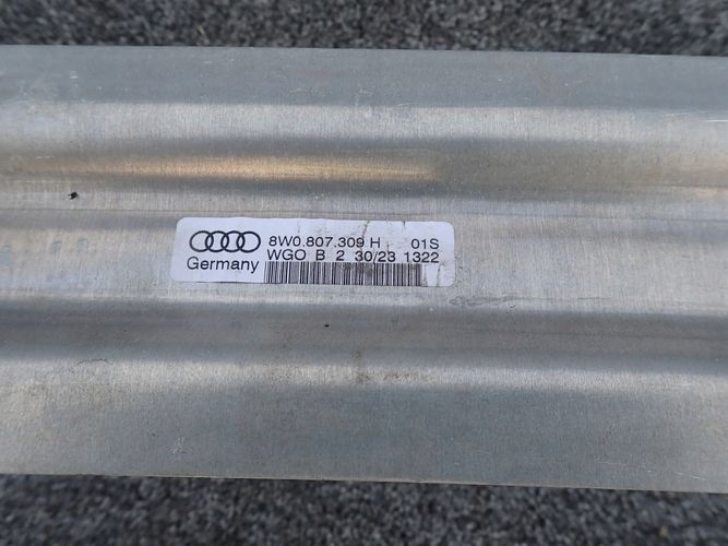 AUDI A6 B8 18- VYSTUHA ZADNEHO NARAZNIKA
