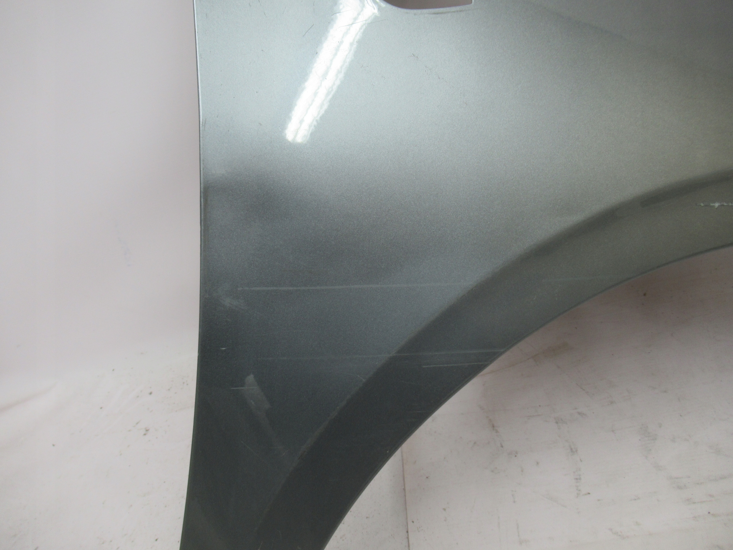 PRAVÝ PREDNÝ BLATNÍK KIA CEED III 18-