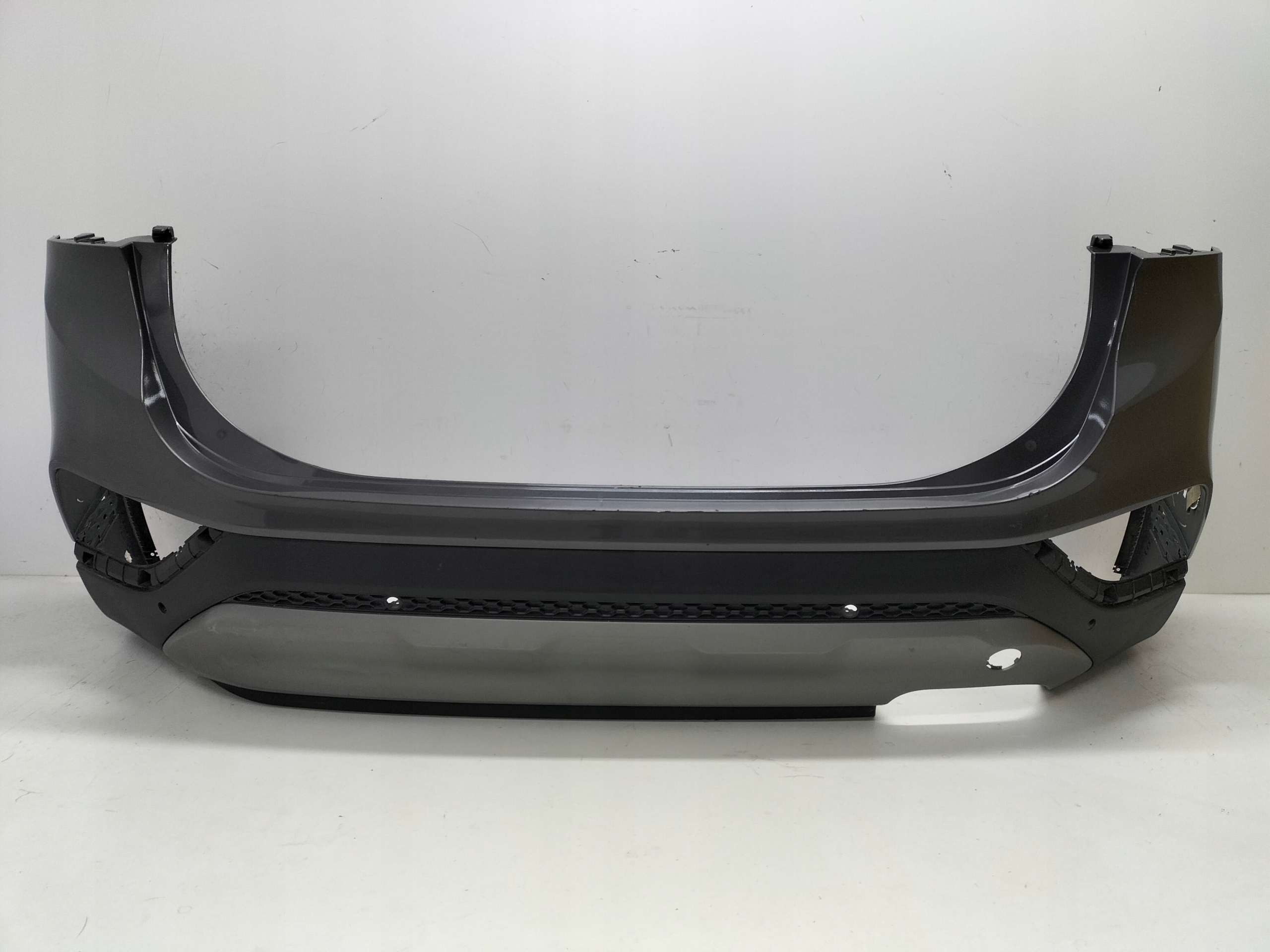 ZADNÝ NÁRAZNÍK HYUNDAI SANTA FE IV 18-21