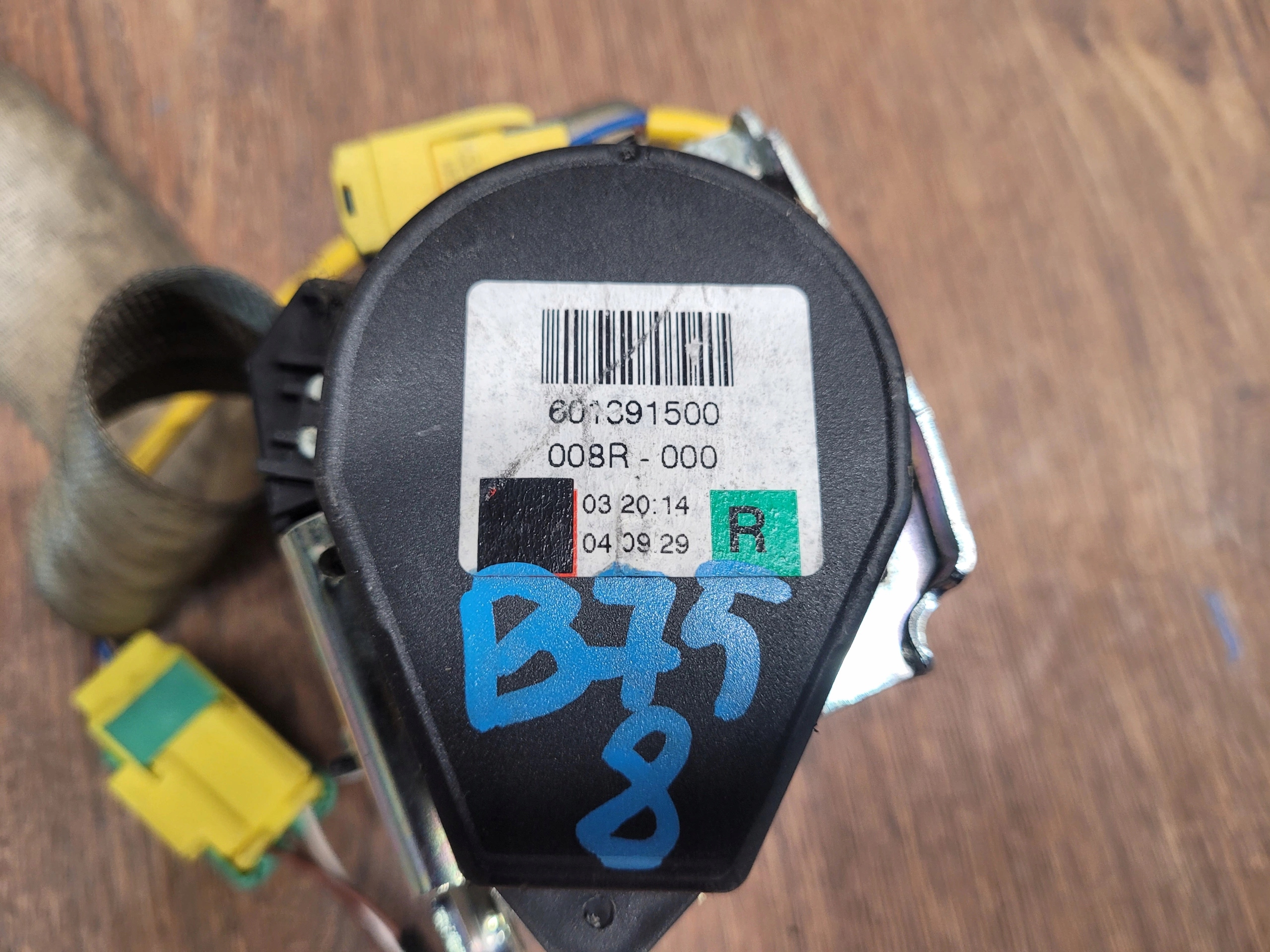 BEZPEČNOSTNÝ PÁS 7L0857806E TOUAREG 7L ZADNÝ