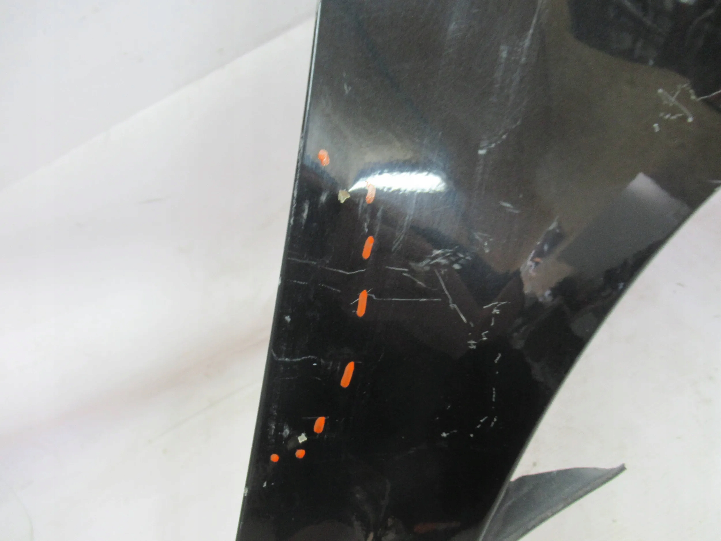 BLATNIK PREDNÝ PRAVY TOYOTA YARIS II 2