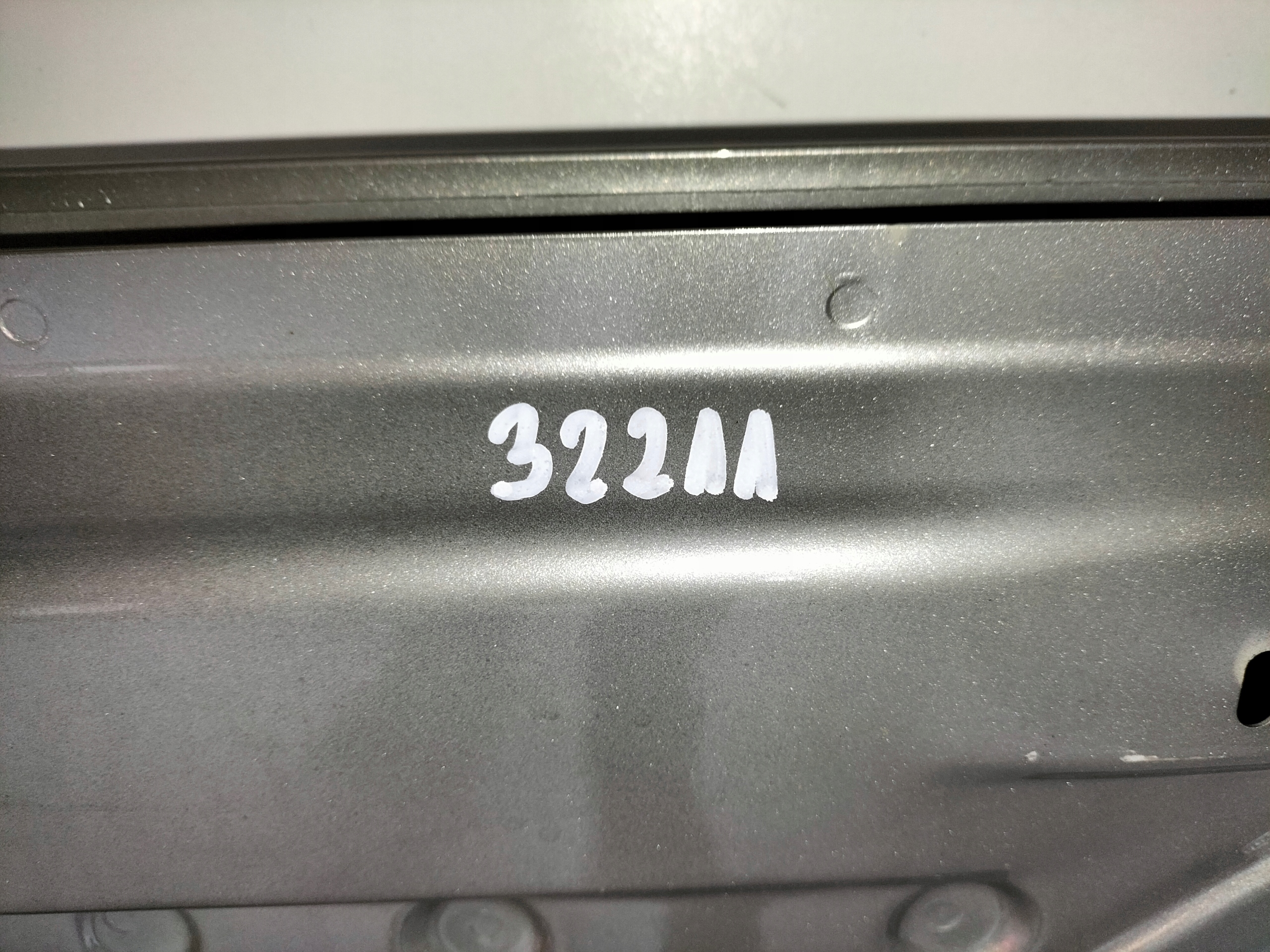 PRAVE ZADNE DVERE SKODA SUPERB II 08- SEDAN