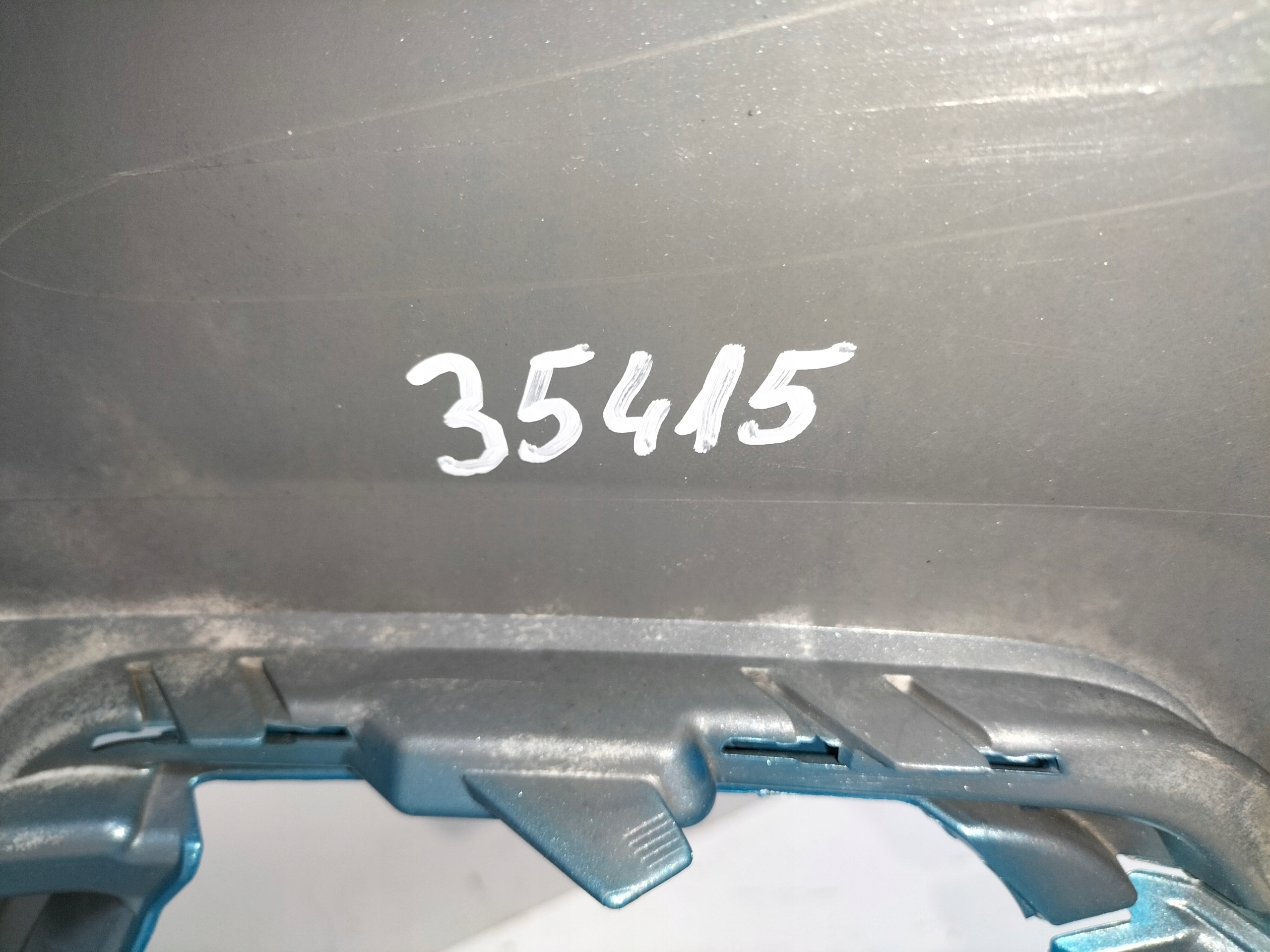 PREDNÝ NÁRAZNÍK FORD TRANSIT CONNECT III MK3 22-