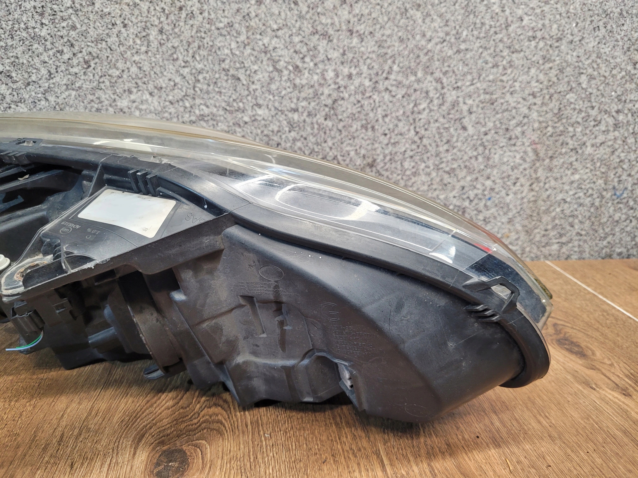 RENAULT LAGUNA III GT LAVE PREDNE SVETLO