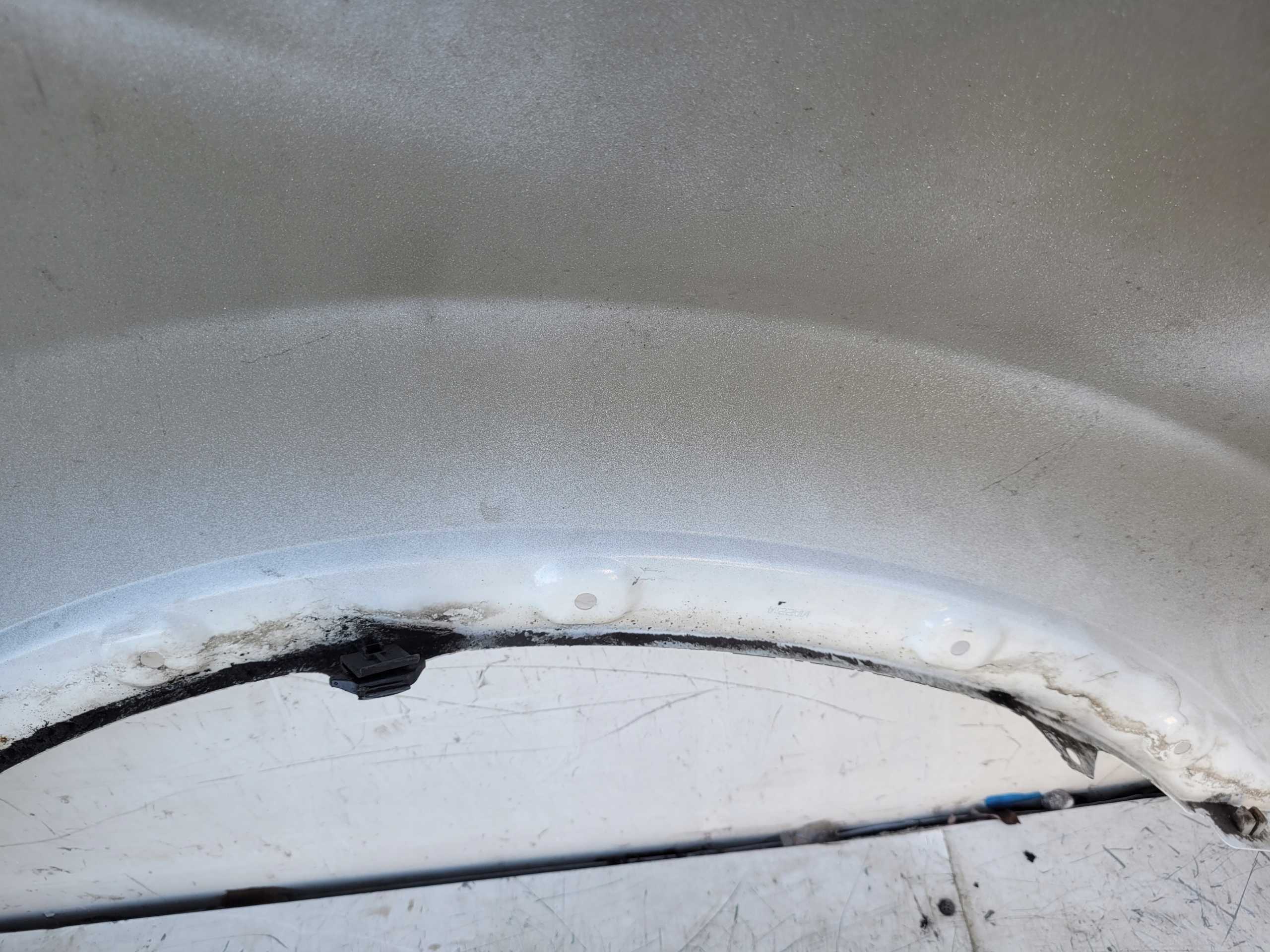 NISSAN QASHQAI J10 LIFT ĽAVÝ PREDNÝ BLATNÍK