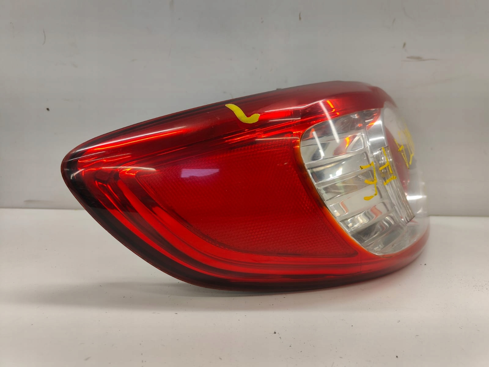 Hyundai santa fe II lift 09- 92401-2B5 LAVE ZADNE SVETLO