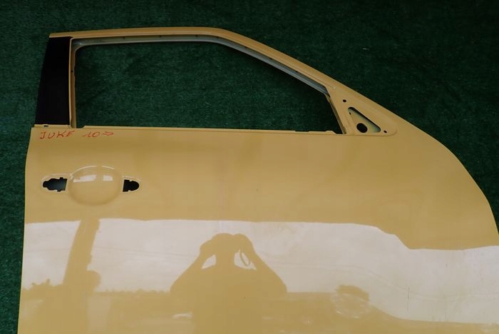 NISSAN JUKE 10-19 PRAVE PREDNE DVERE