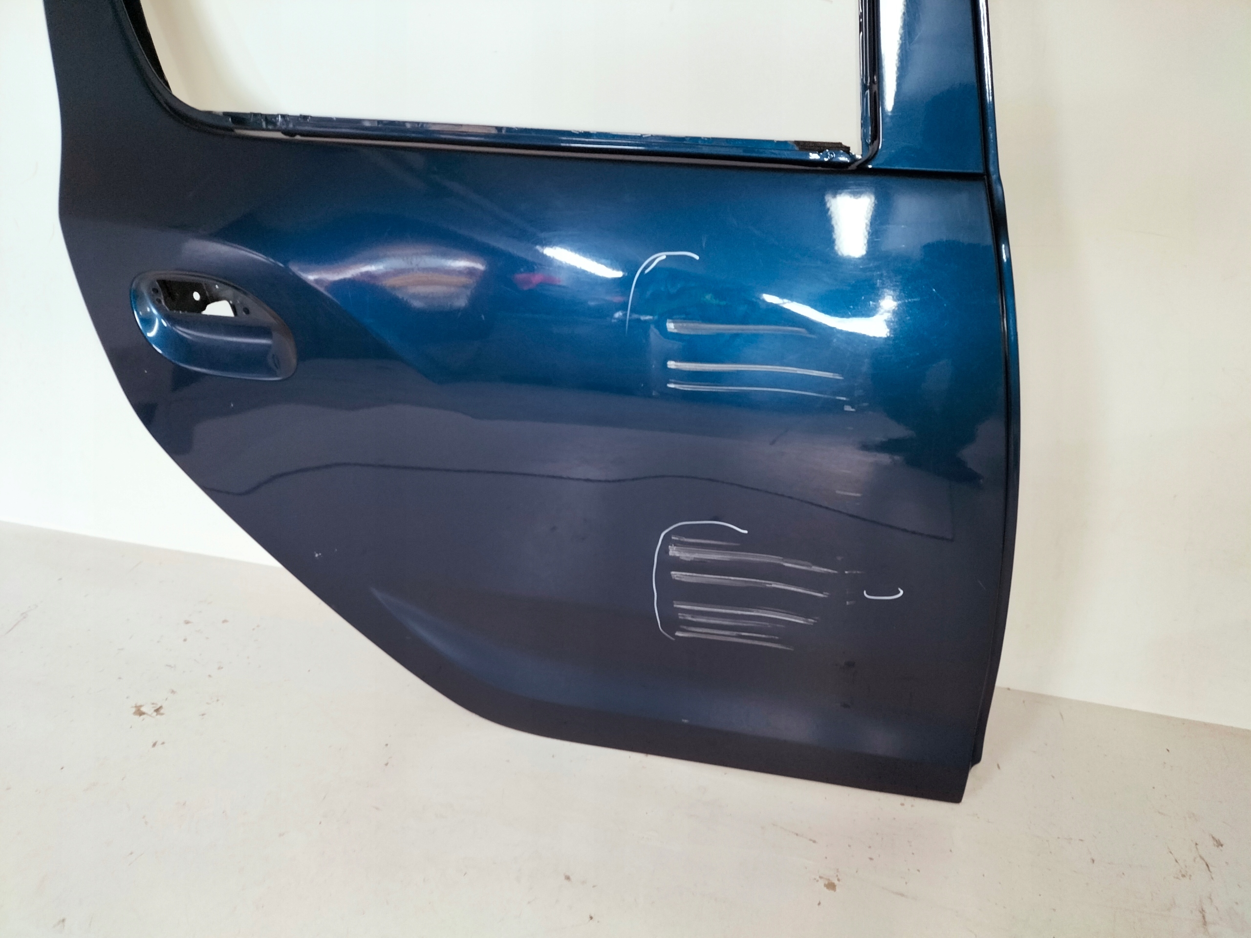 PRAVE ZADNE DVERE DACIA SANDERO II 12-20