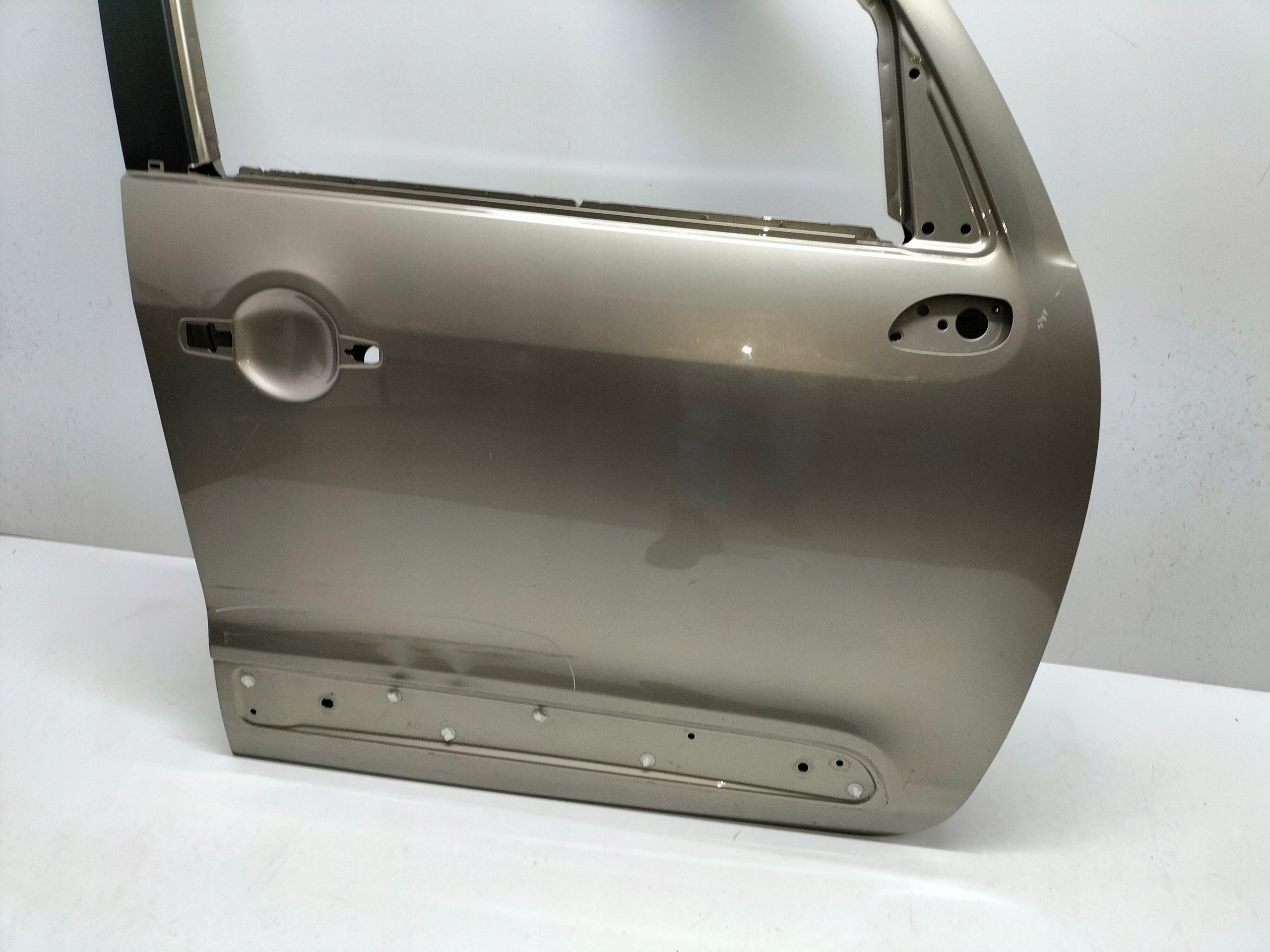 PRAVE PREDNE DVERE CITROEN C3 PICASSO 08-