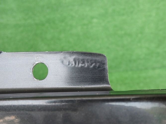 AUDI A6 C5 97- ĽAVÝ PREDNÝ BLATNÍK