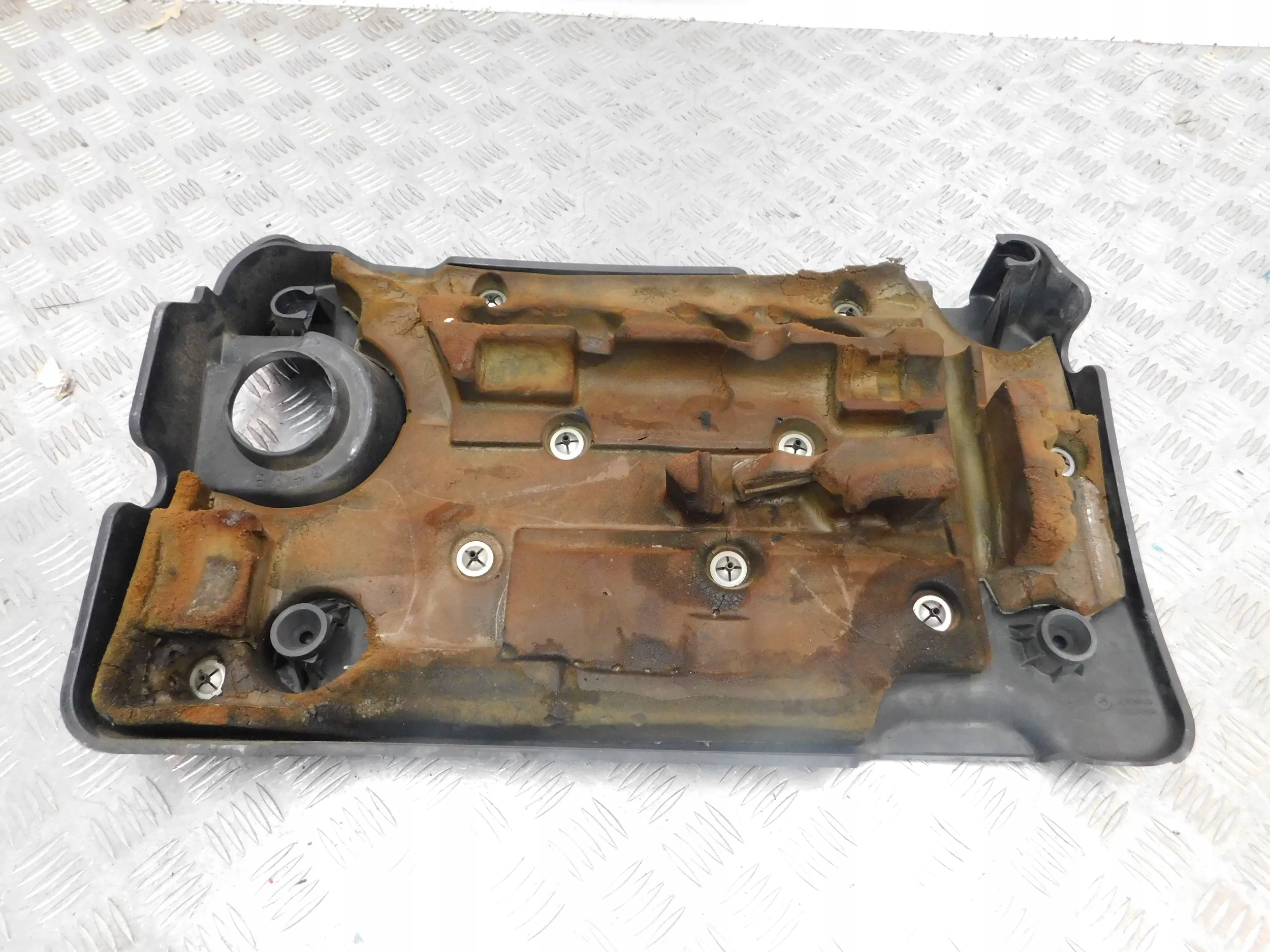 HORNÝ KRYT MOTORA LANCIA DELTA 1.6 MULTIJET