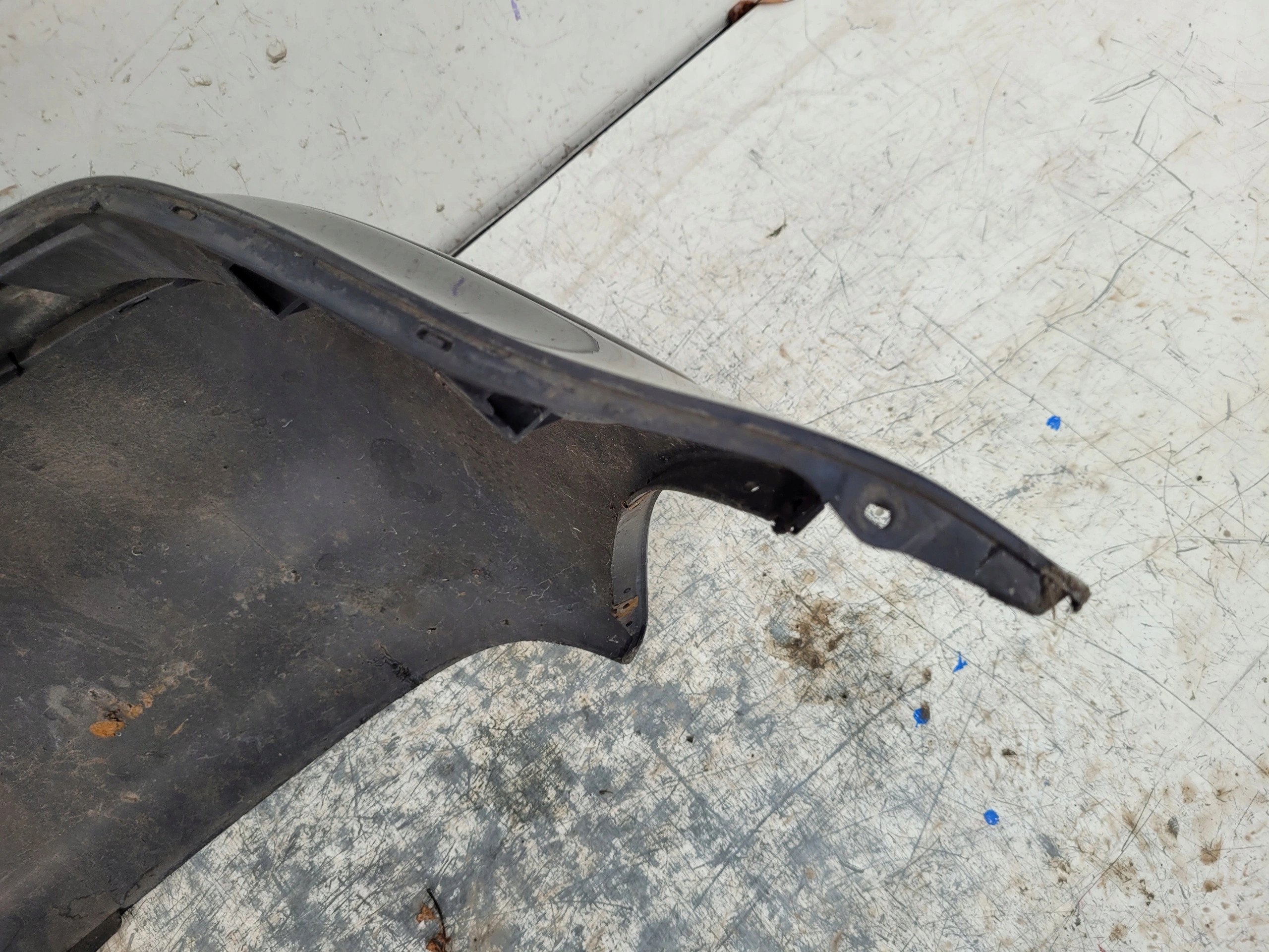 VW POLO 6N LIFT NÁRAZNÍK ZADNÝ NÁRAZNÍK