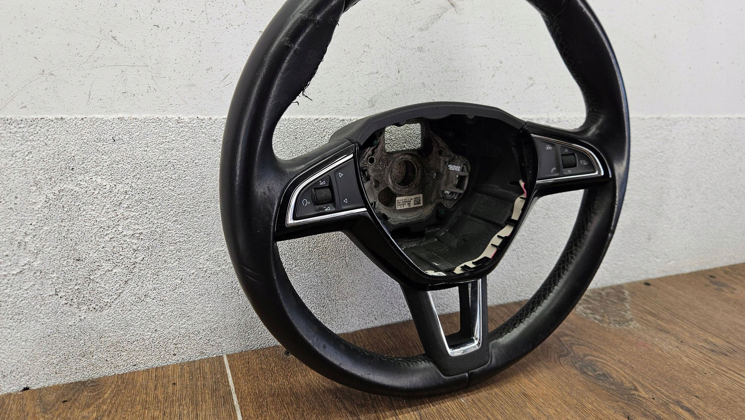 Skoda Rapid 3V0419091 VOLANT