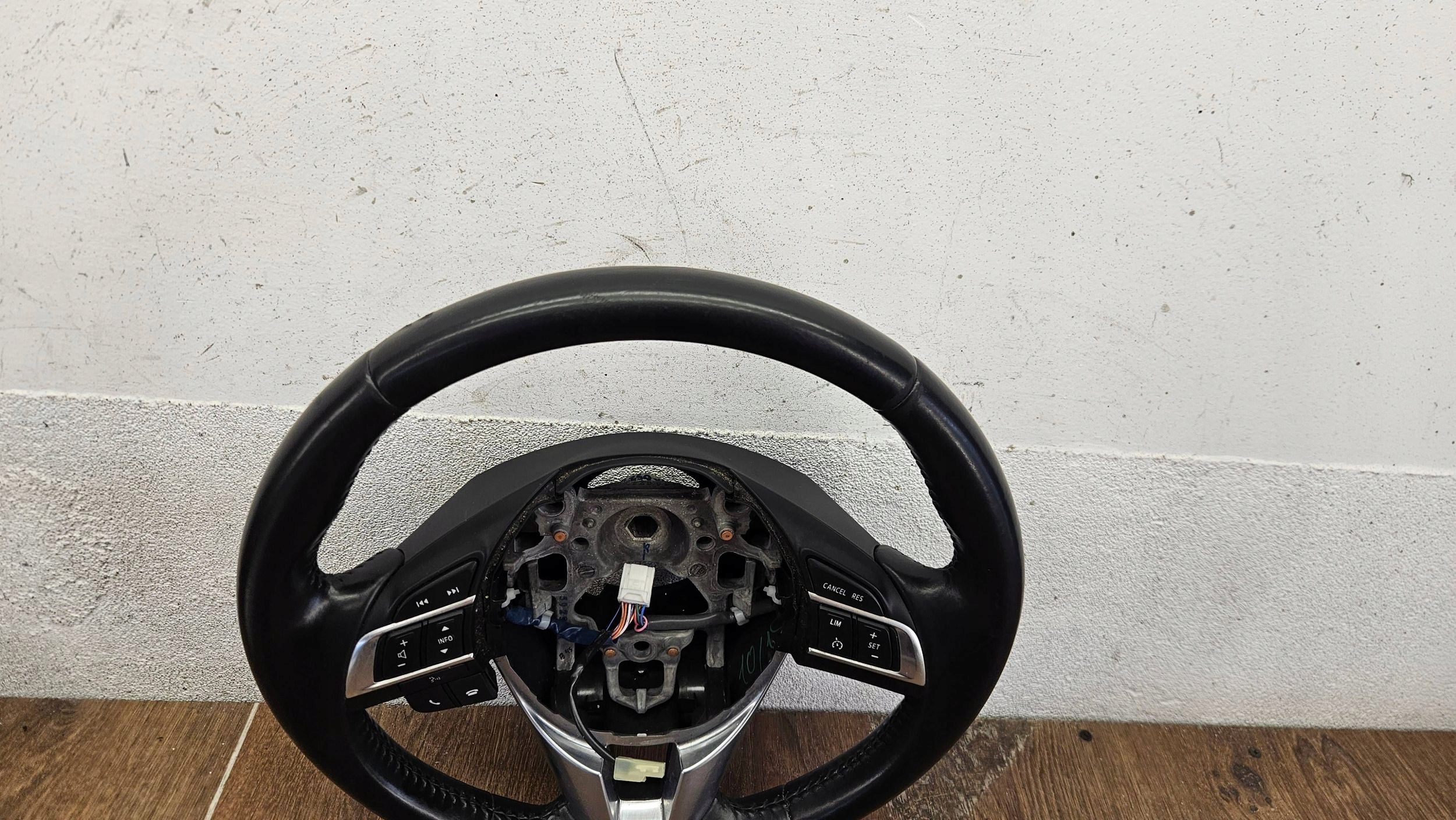 Mazda CX-5 k0273 VOLANT