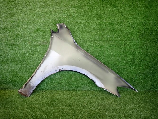 VW GOLF VII LIFT 17- ĽAVÝ PREDNÝ BLATNÍK