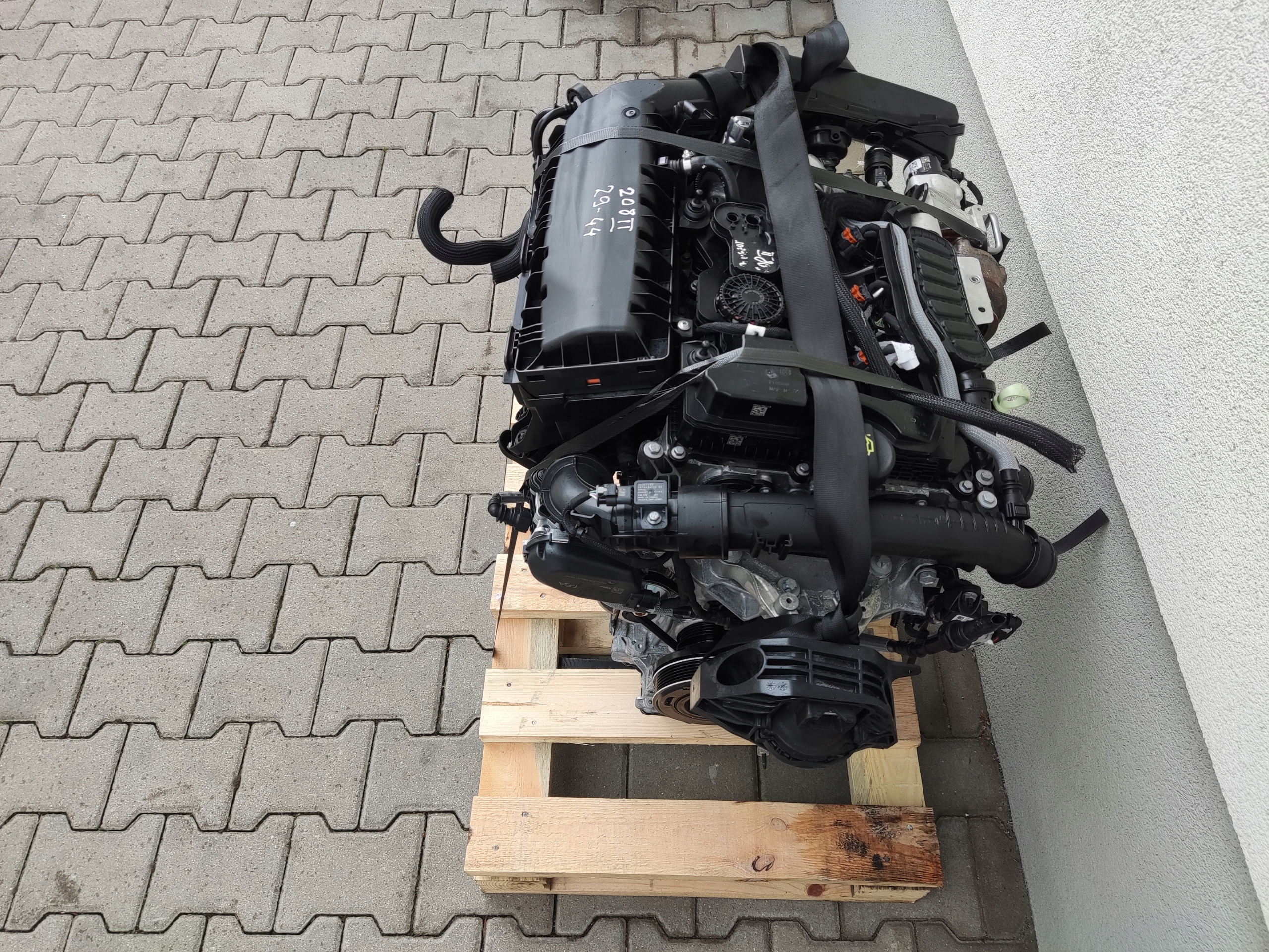 KOMPLETNÝ MOTOR TURBO PEUGEOT 208 II 1.2 THP HN09 10Z1AM