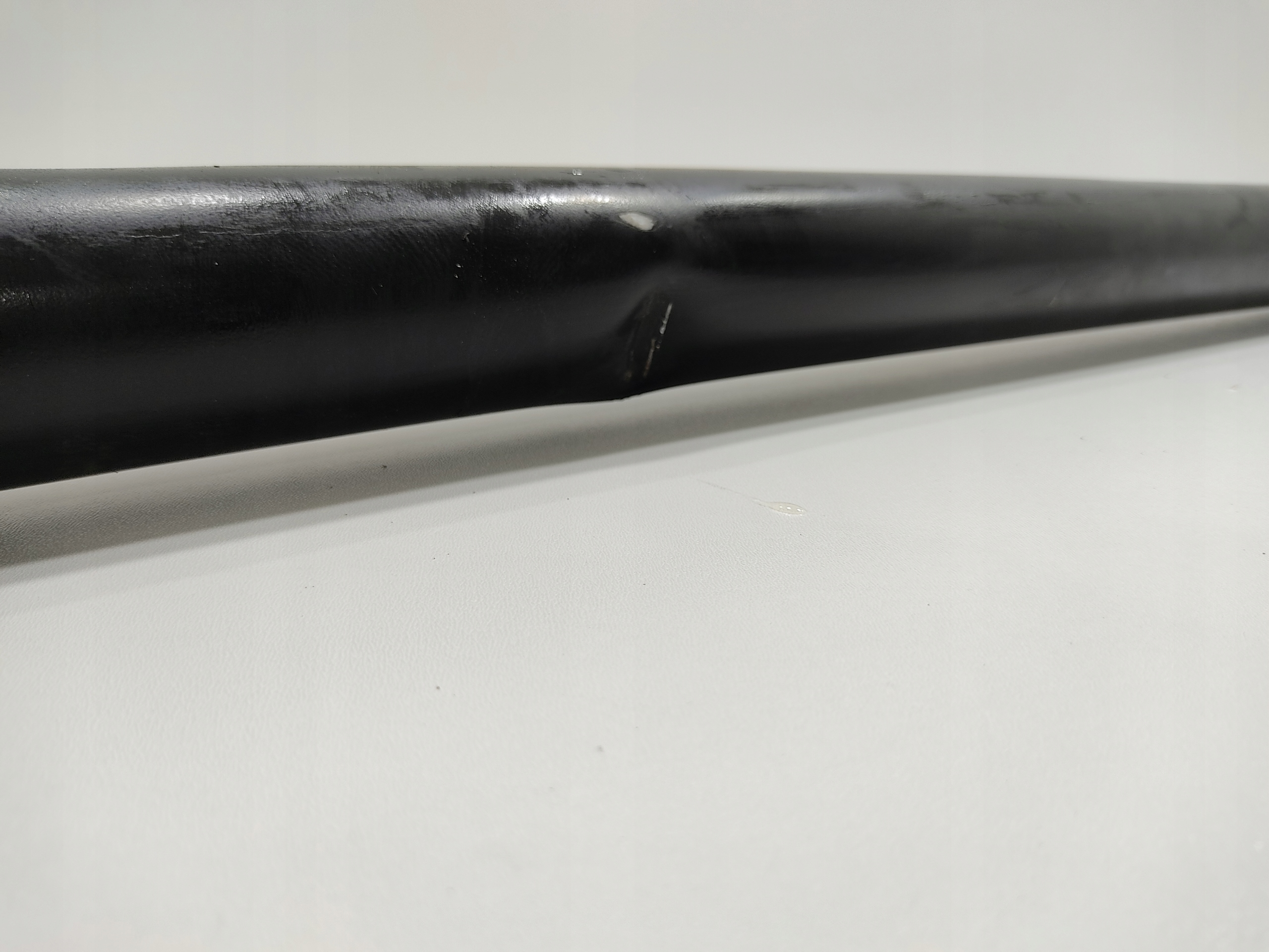 VÝSTUHA POD ZADNÝ NÁRAZNÍK NISSAN NAVARA IV D23 NP300 2015-2022