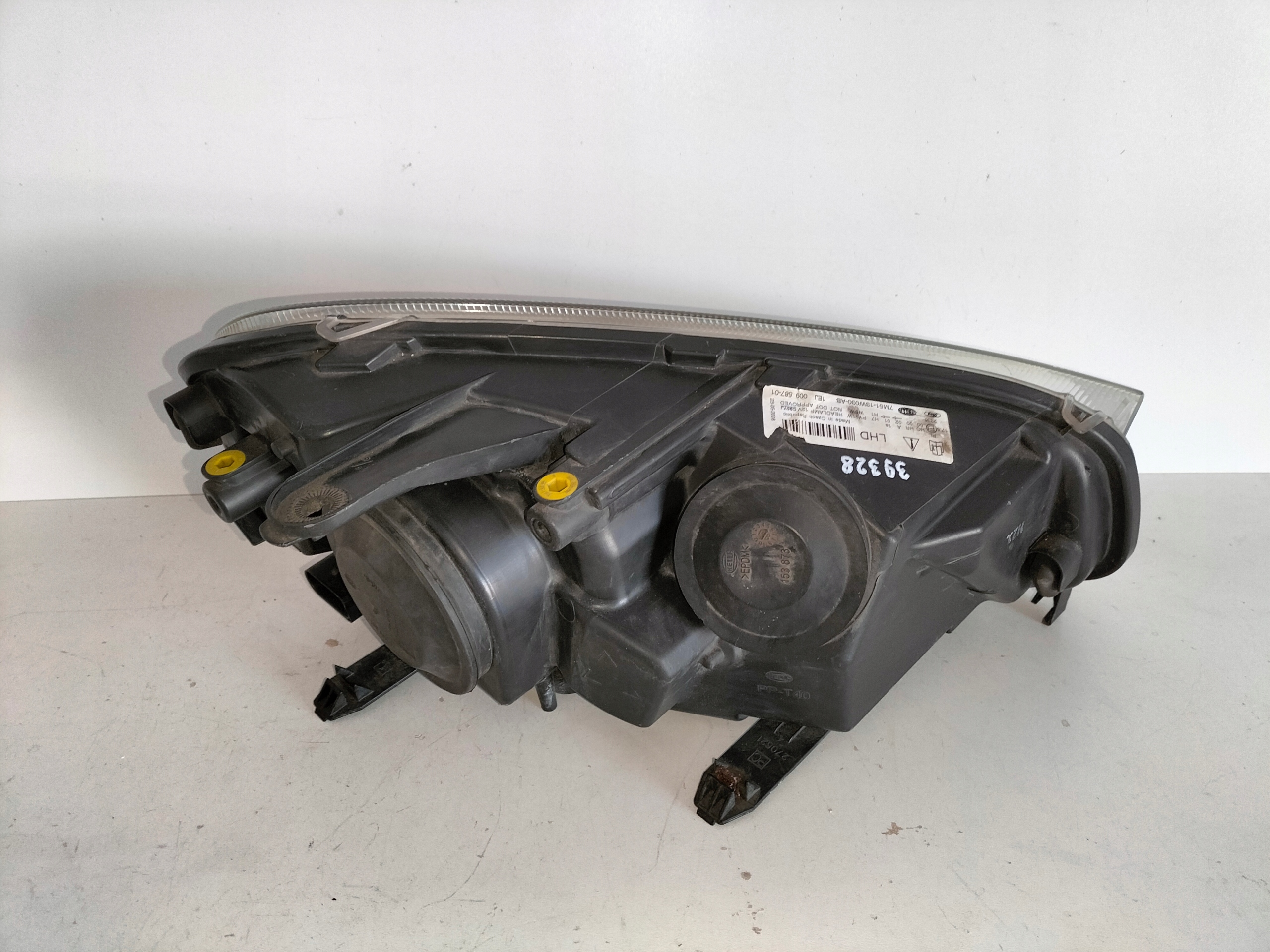 LAVE PREDNE SVETLO FORD C-MAX LIFT 07-10
