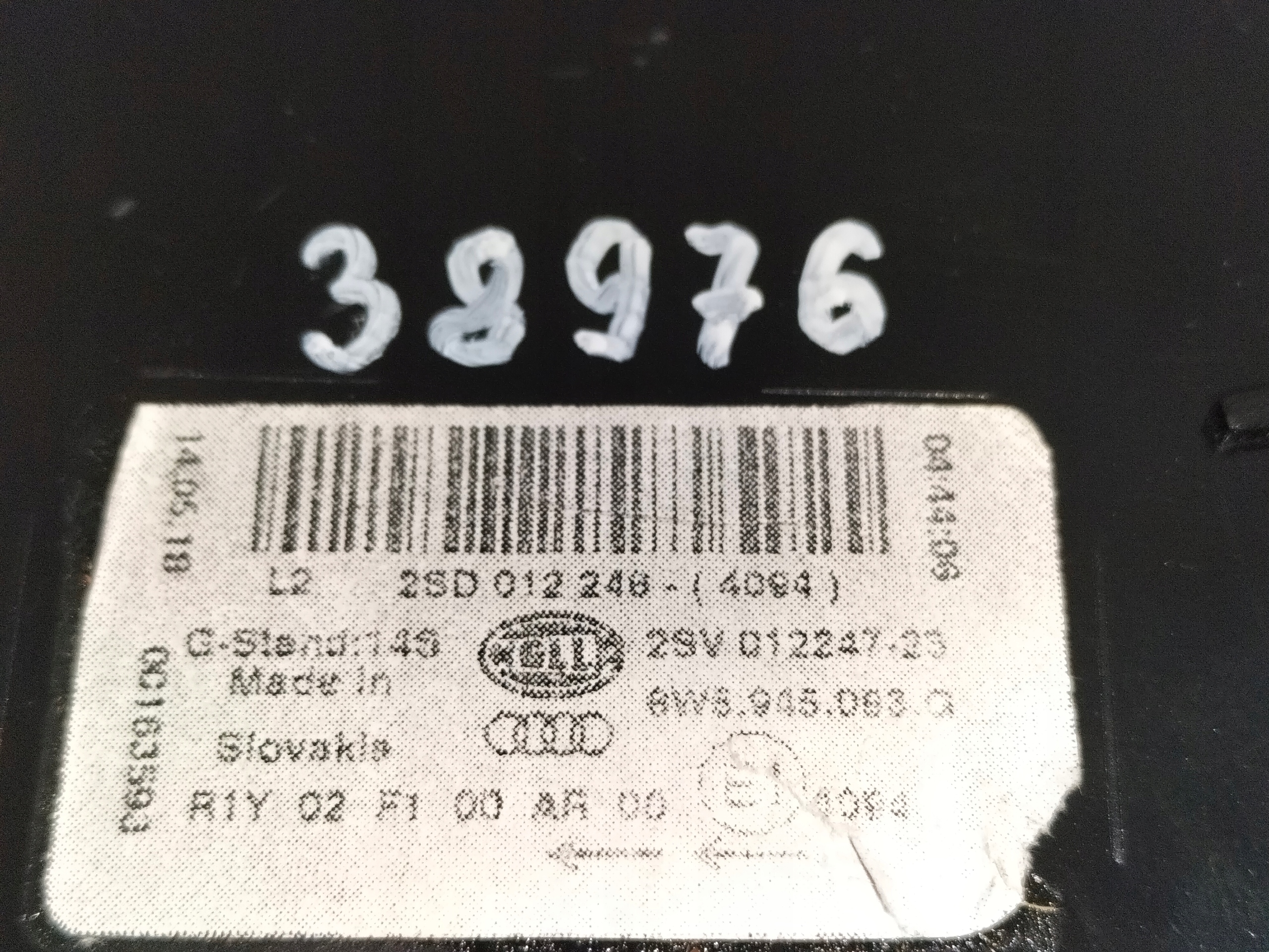 LAVE ZADNE SVETLO AUDI A4 B9 15-19 SEDAN LED