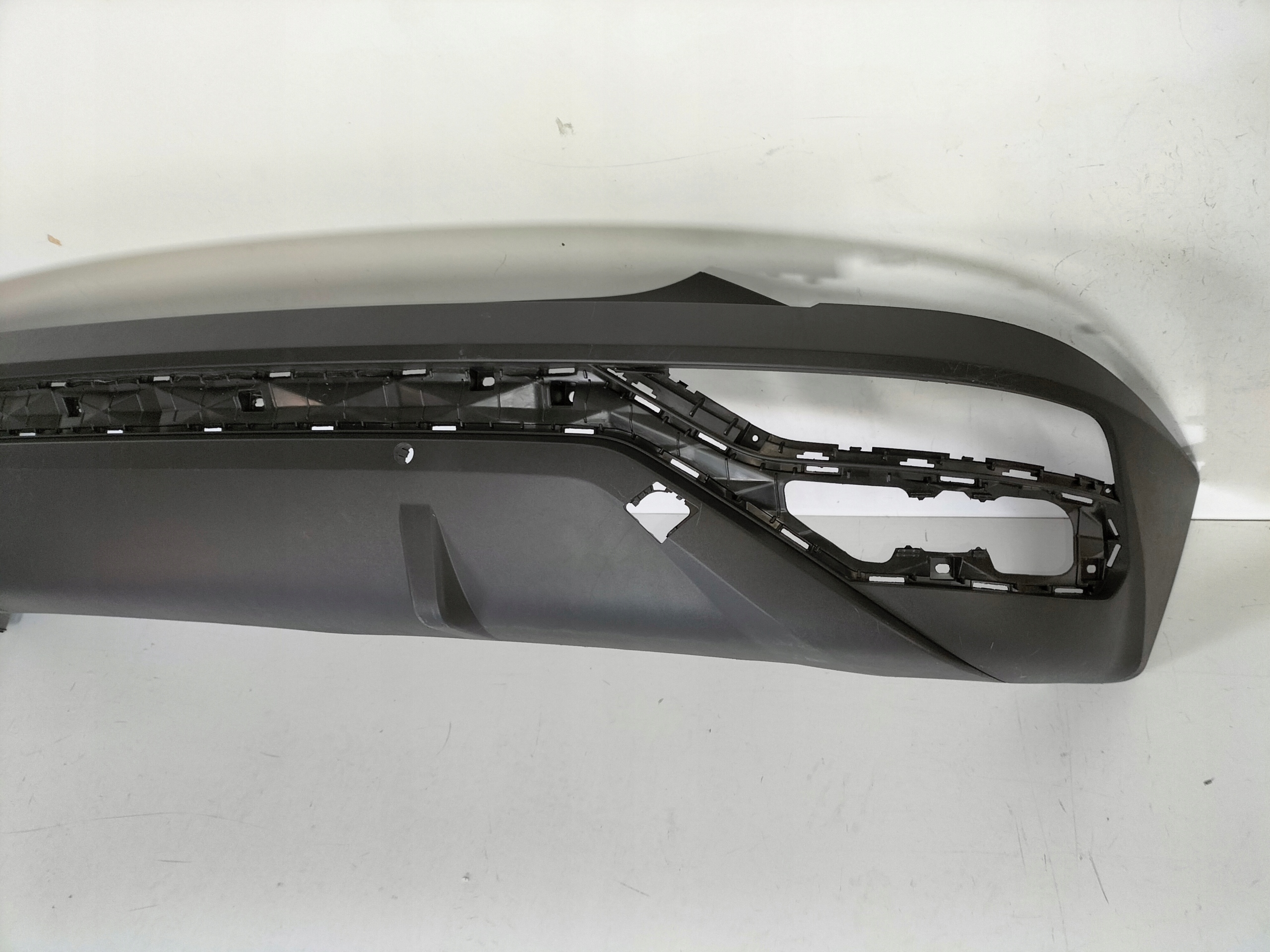 ZADNÝ NÁRAZNÍK HYUNDAI TUCSON 4 IV 20-