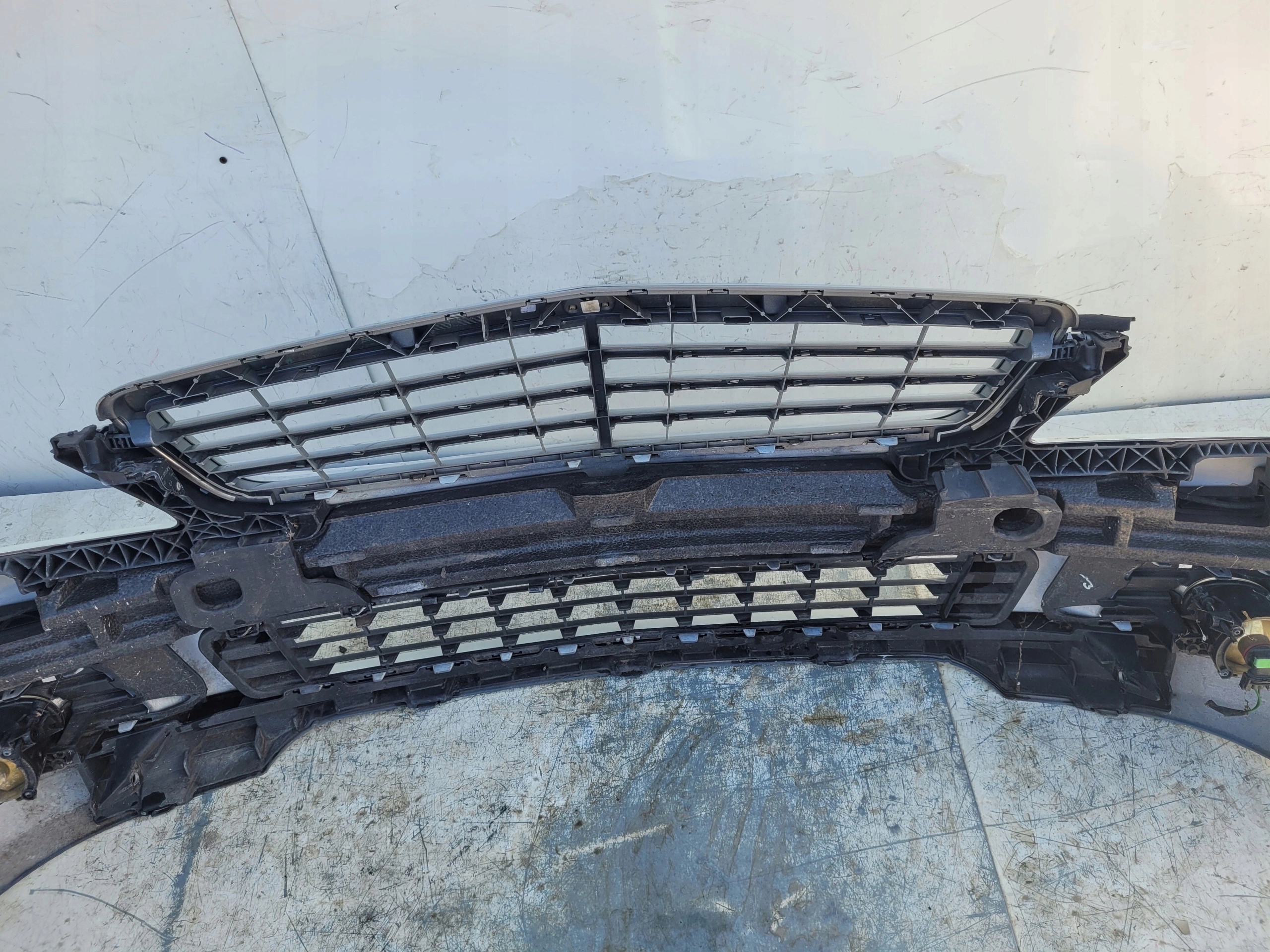 MERCEDES C W204 PDC PREDNÝ NÁRAZNÍK