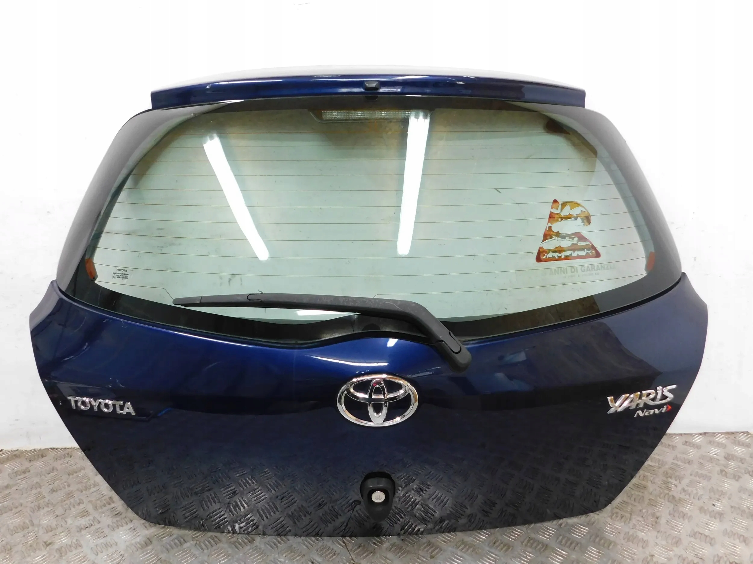 ZADNÁ KAPOTA TOYOTA YARIS II 2