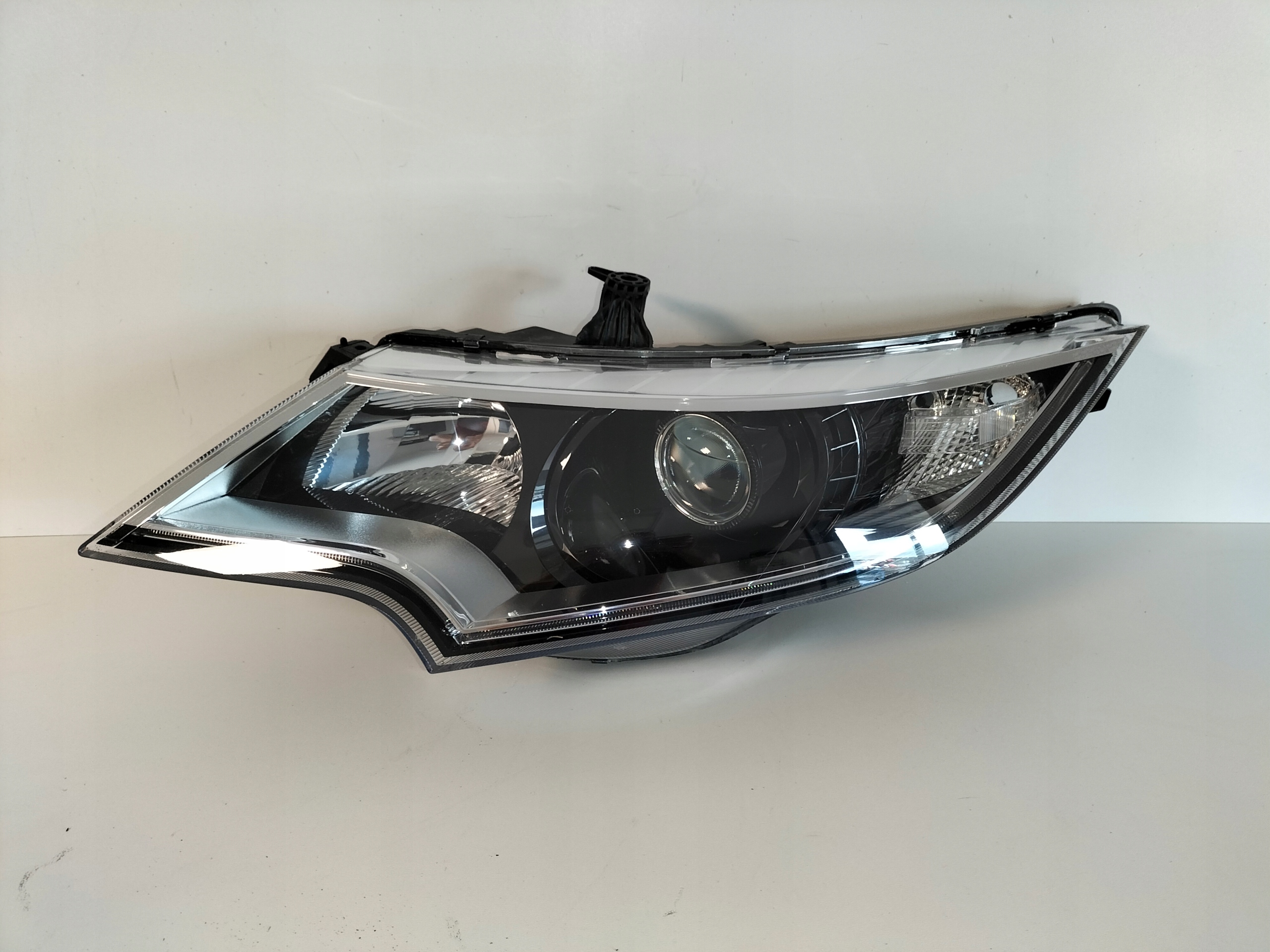 LAVE PREDNE SVETLO HONDA CIVIC UFO IX HB LIFT 15-17