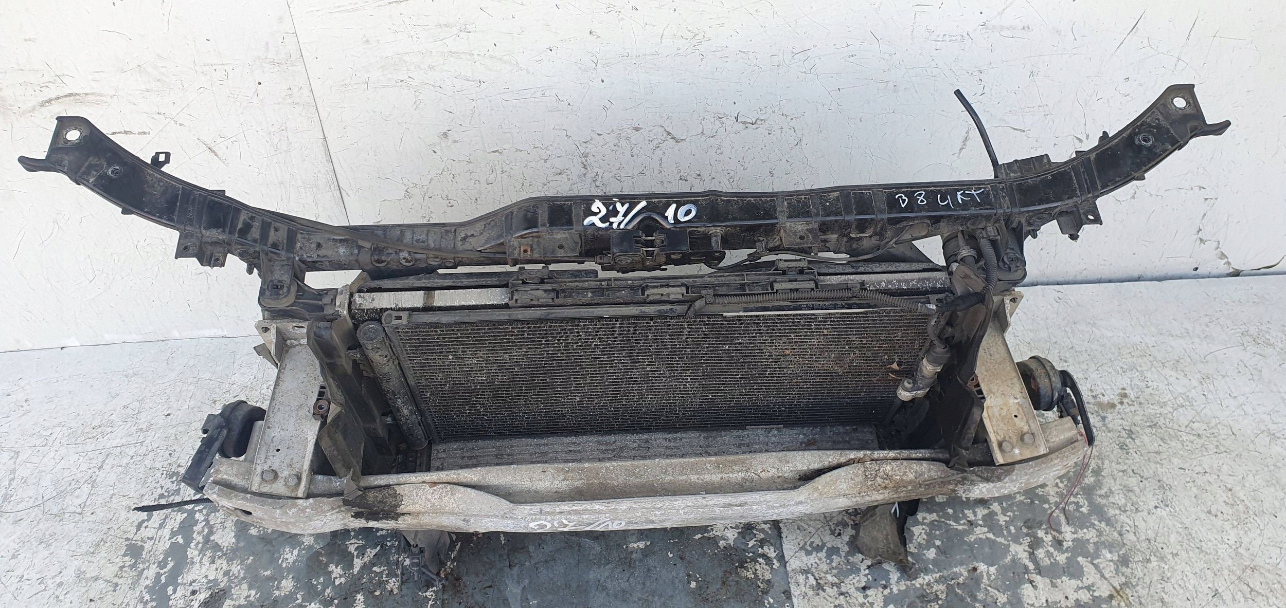 Audi A4 B8 8K lift 012- 2.0 tdi manual PREDNE CELO