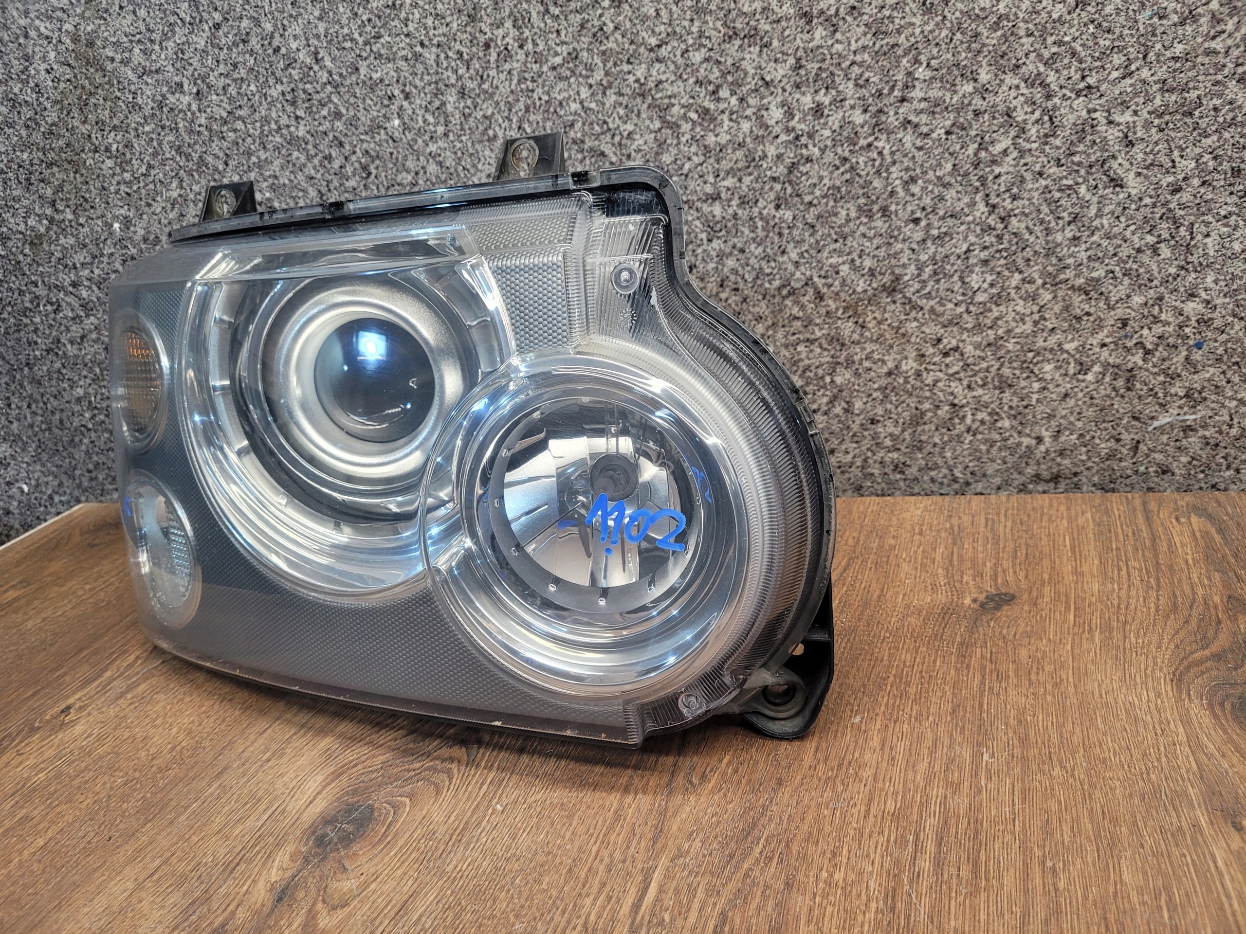 RANGE ROVER SPORT L320 XENON NATAČACI PRAVE PREDNE SVETLO