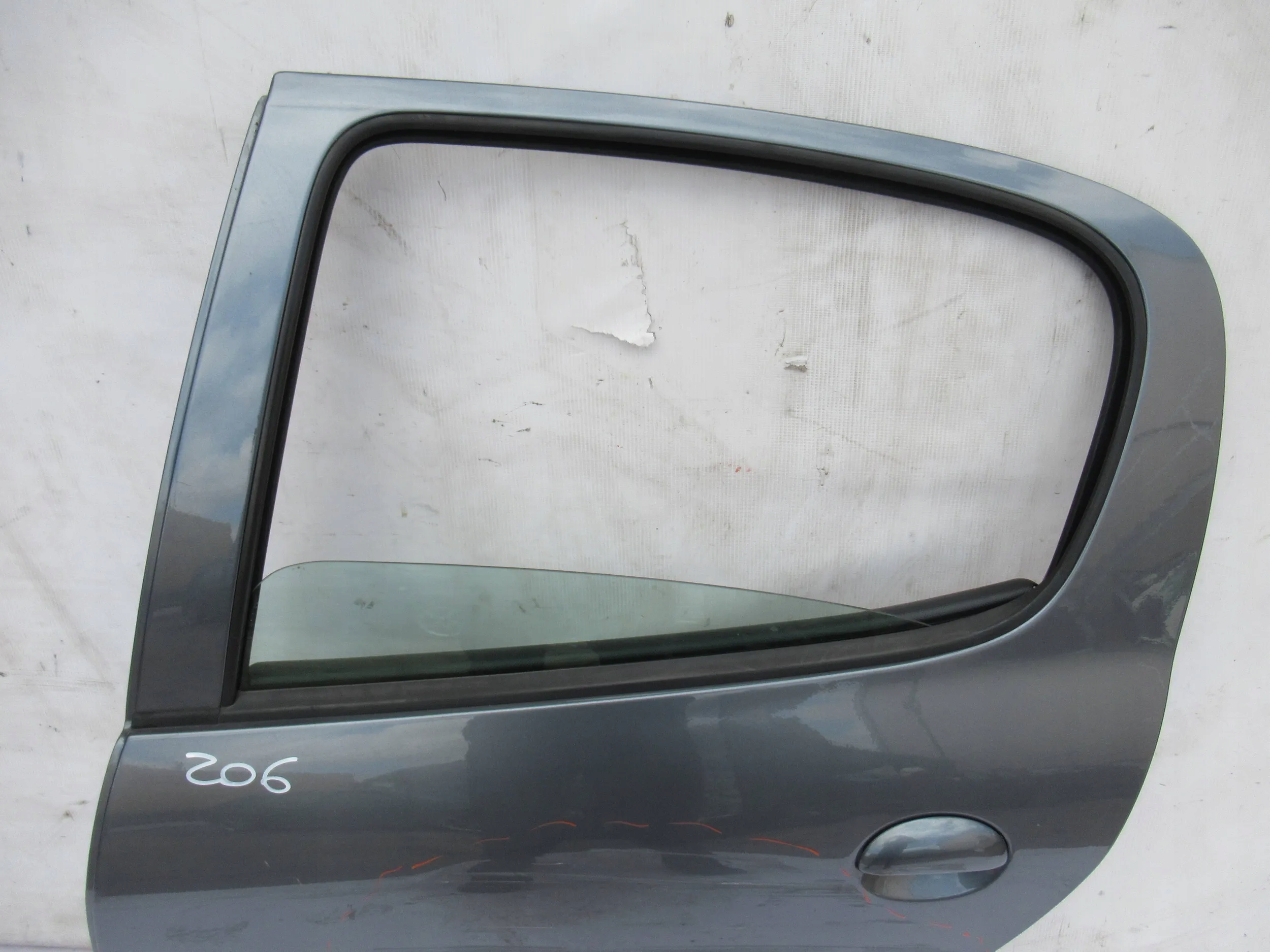 LAVE ZADNE DVERE Peugeot 206+ PLUS