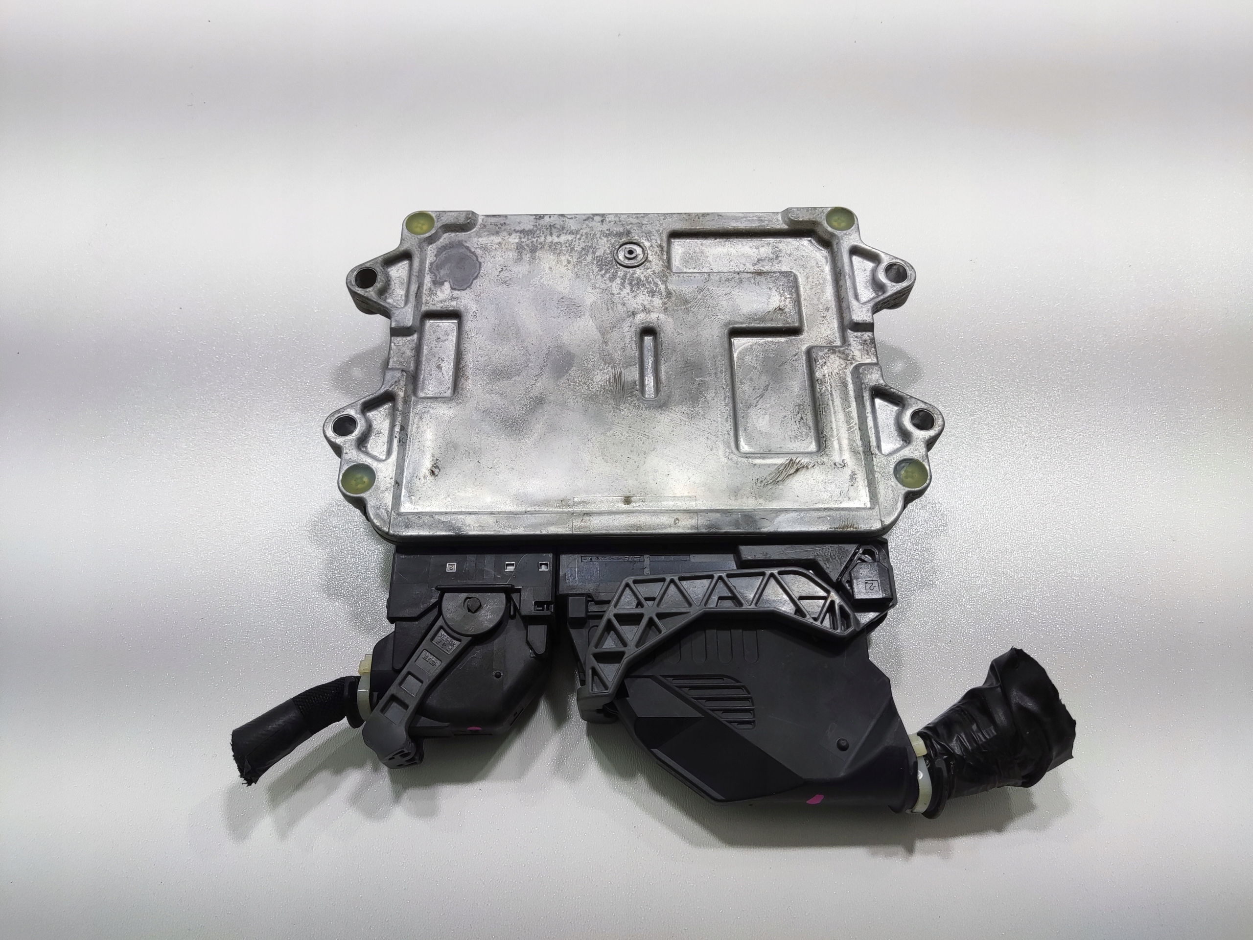 RIADIACA JEDNOTKA MOTORA MAZDA CX-3 CX3 2.0 SKYACTIV PENF18881 PENF 18881
