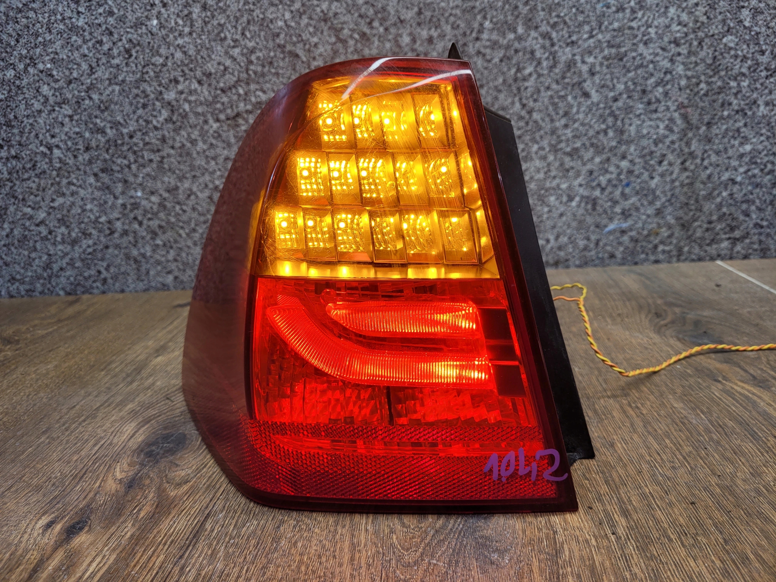 BMW 3 E91 LIFT LAVE ZADNE SVETLO 4871737