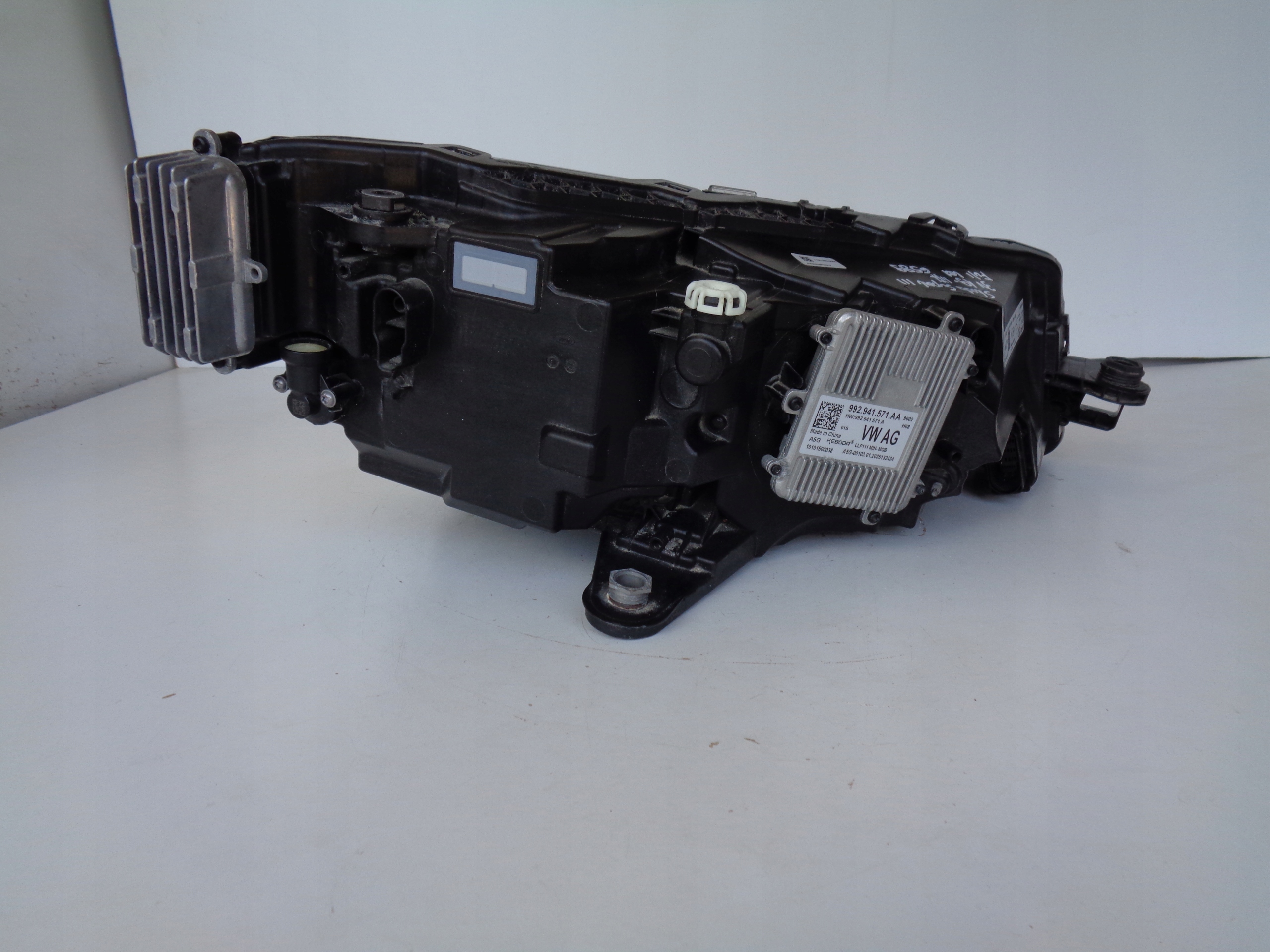 ĽAVÉ SVETLO SKODA SUPERB III 3V 19- LIFT FULL LED