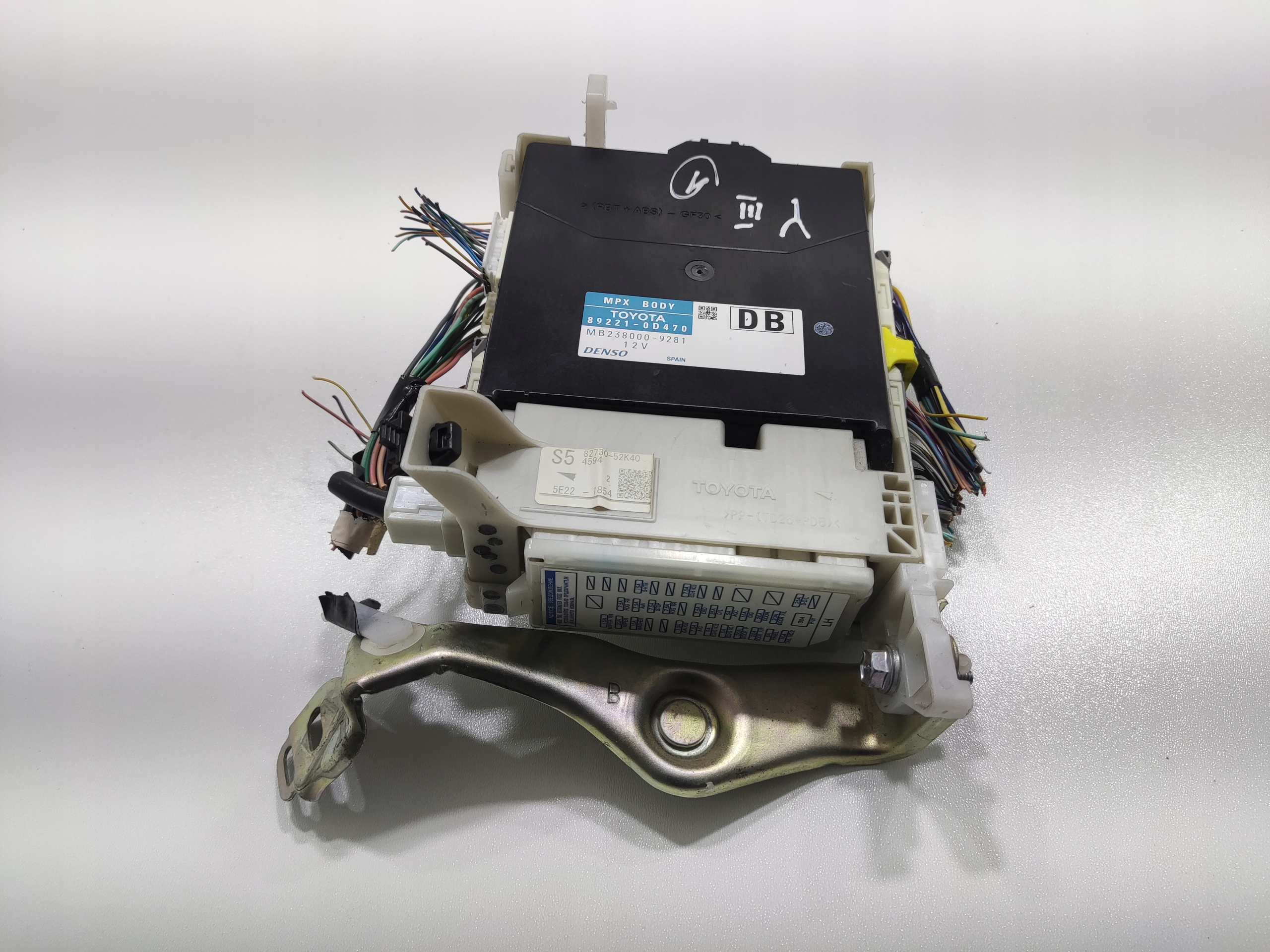 MODUL RIADIACA JEDNOTKA MPX TOYOTA YARIS III 2014-2017 LIFT 89221-0D470