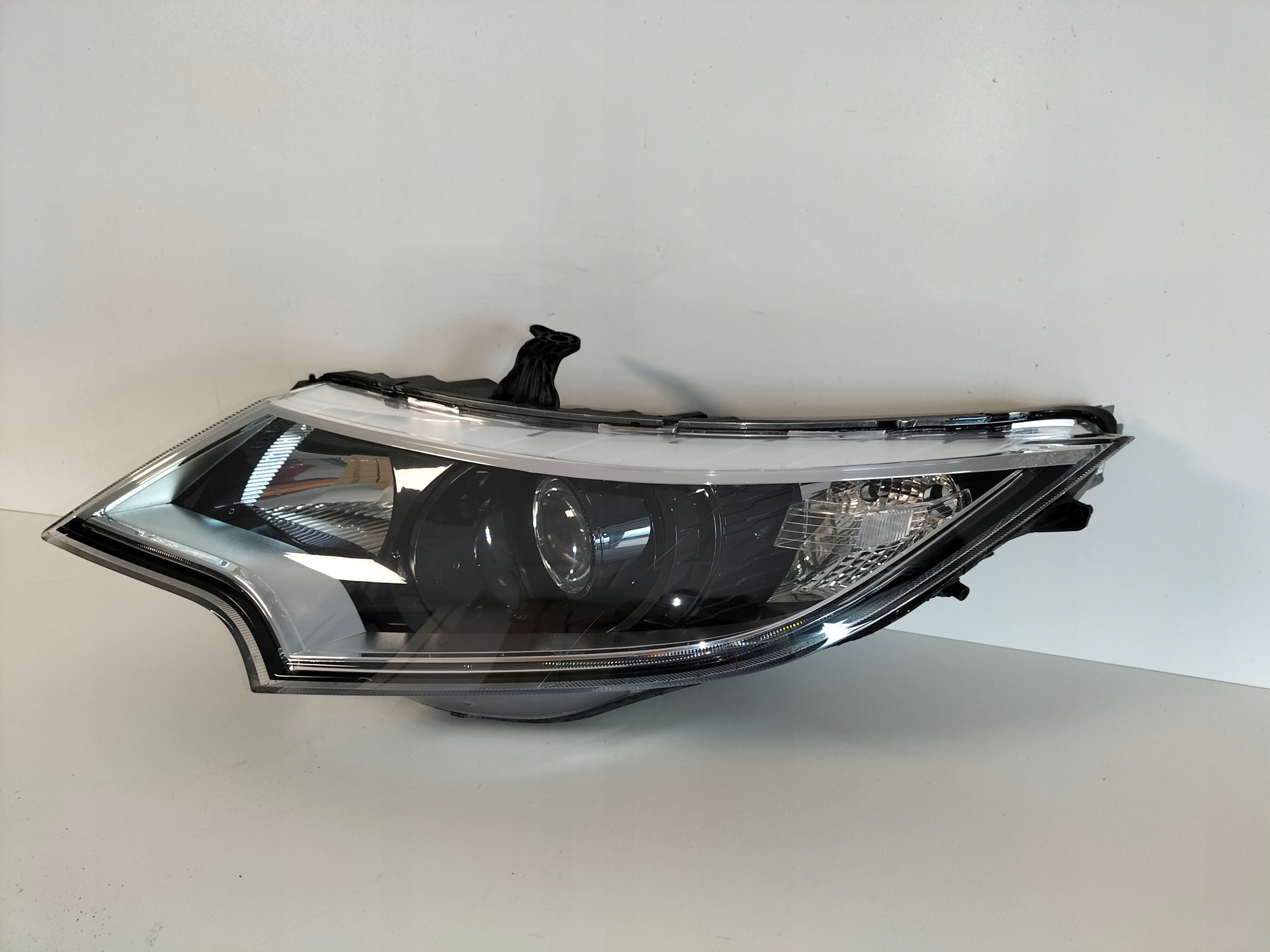 LAVE PREDNE SVETLO HONDA CIVIC UFO IX HB LIFT 15-17