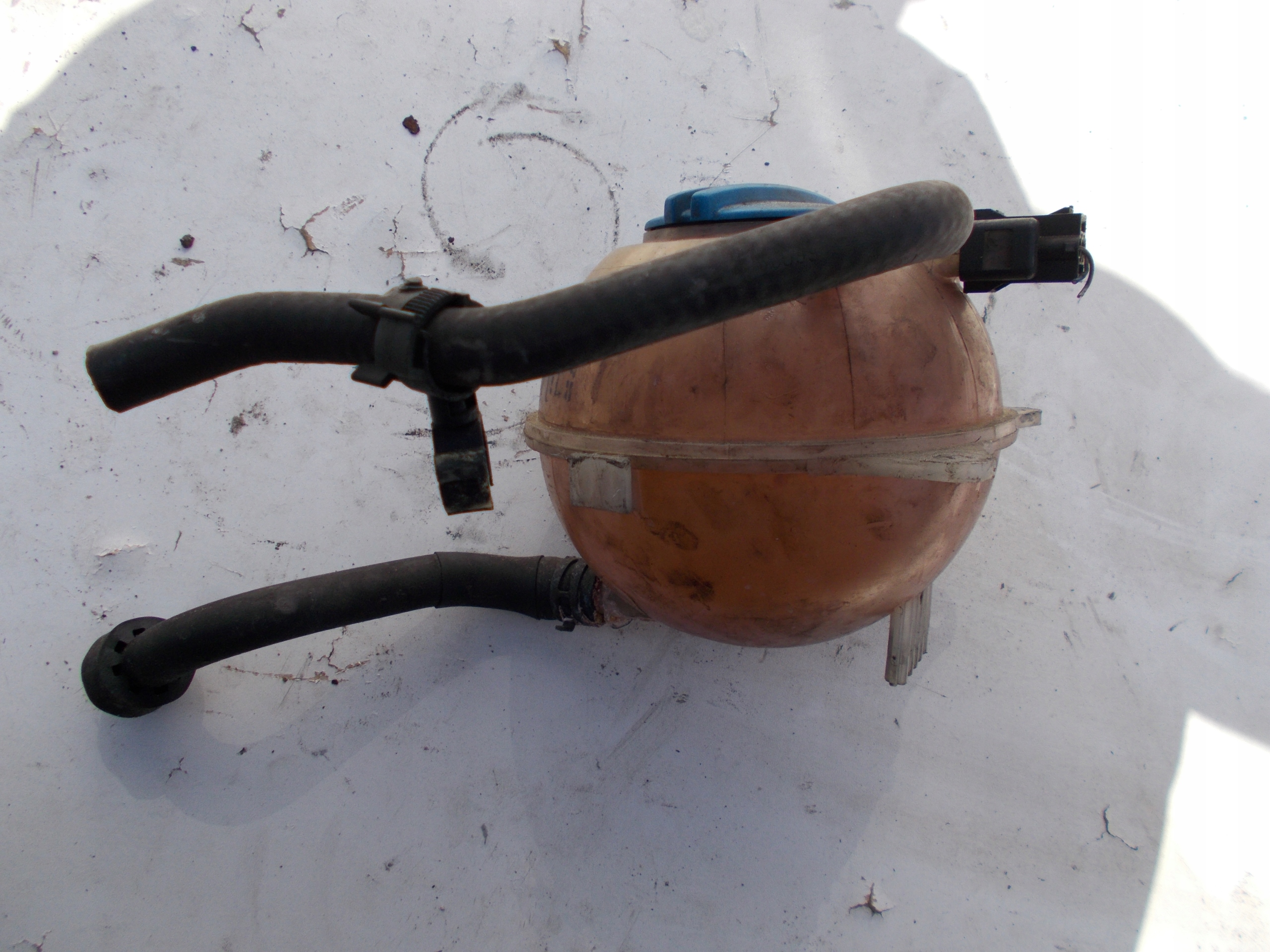 VYROVNÁVACIA NÁDOBKA SKODA RAPID 1.6 TDI