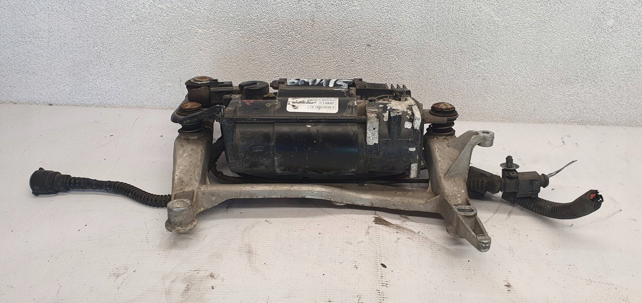 Audi Q7 4L 7L8616006B KOMPRESOR PODVOZKU