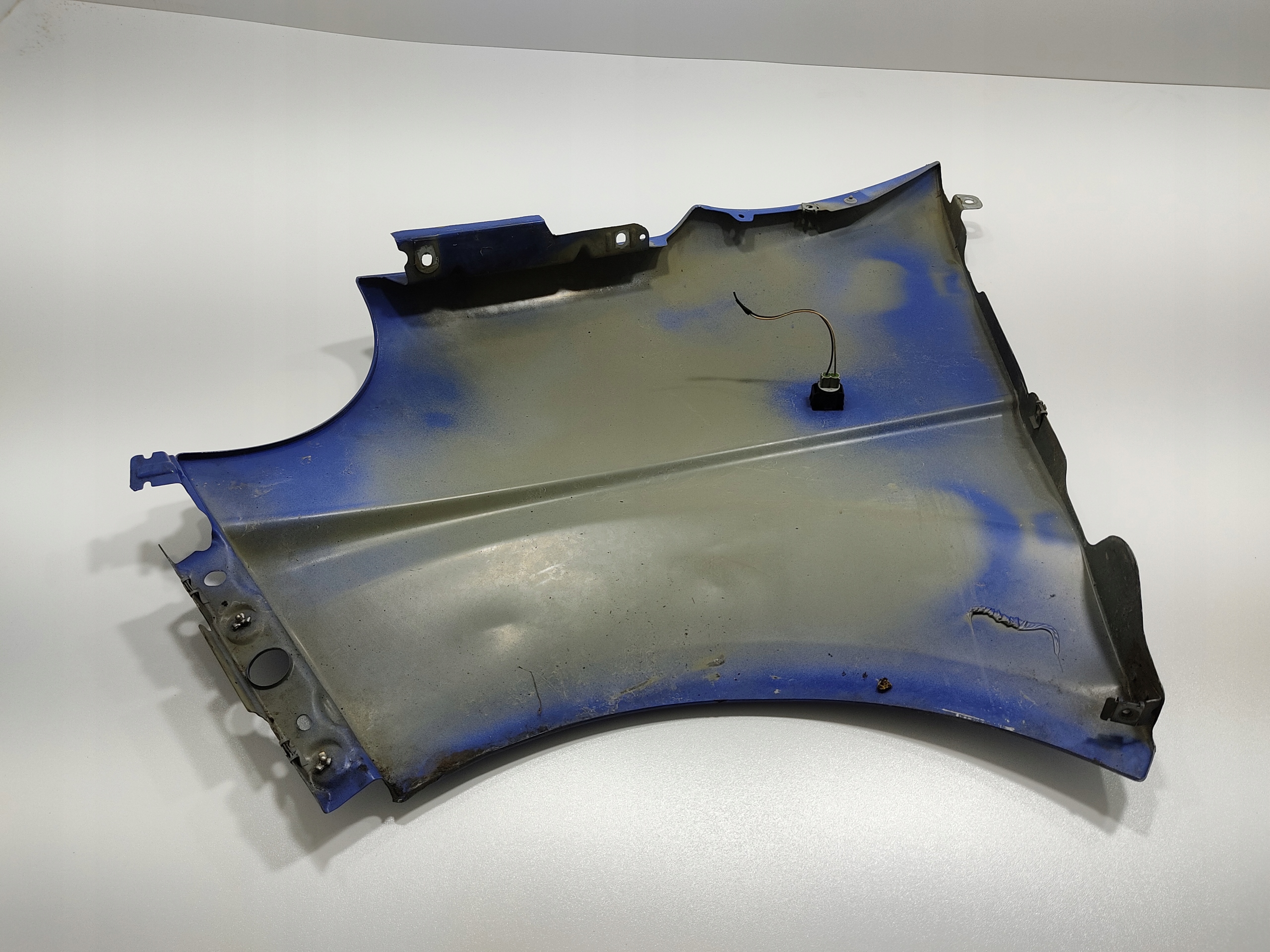 PRAVY PREDNY BLATNIK RENAULT TRAFIC II VIVARO A PRIMASTAR 2001-2014