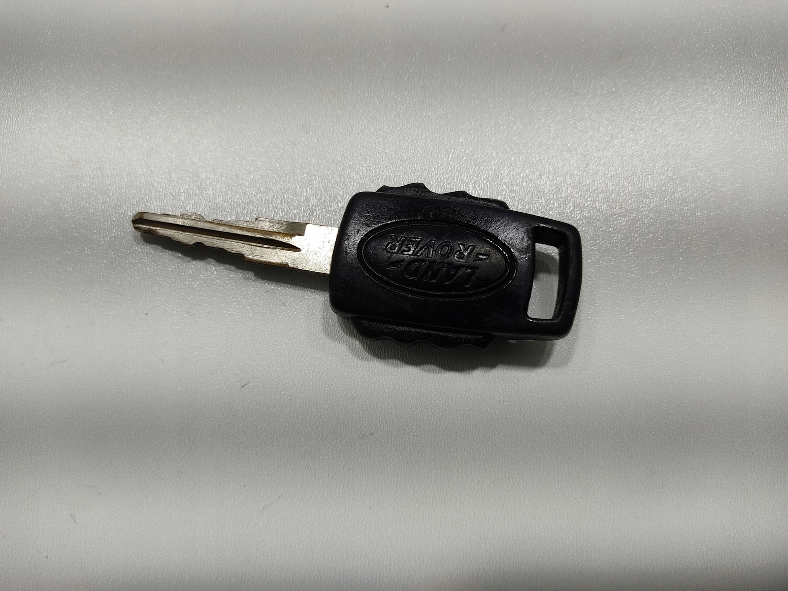 OBAL KĽÚČA PILOT LAND ROVER DEFENDER 2007-2014