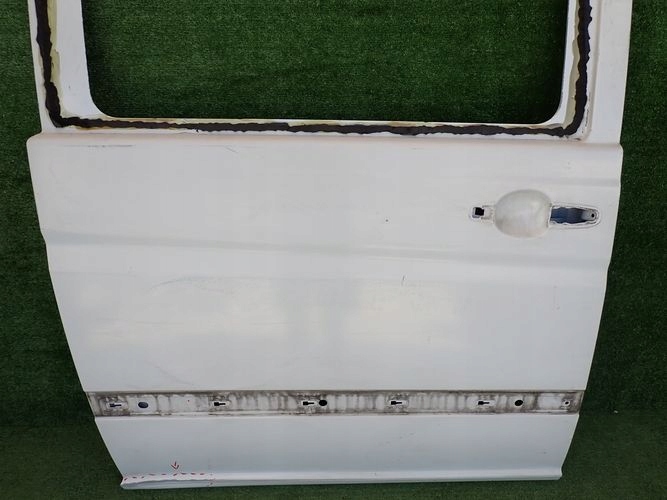 MERCEDES VITO 639 W639 03- PRAVE POSUVNE DVERE