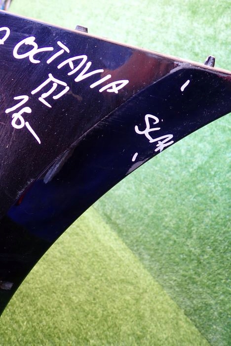 SKODA OCTAVIA III LIFT 17- PREDNÝ NÁRAZNÍK