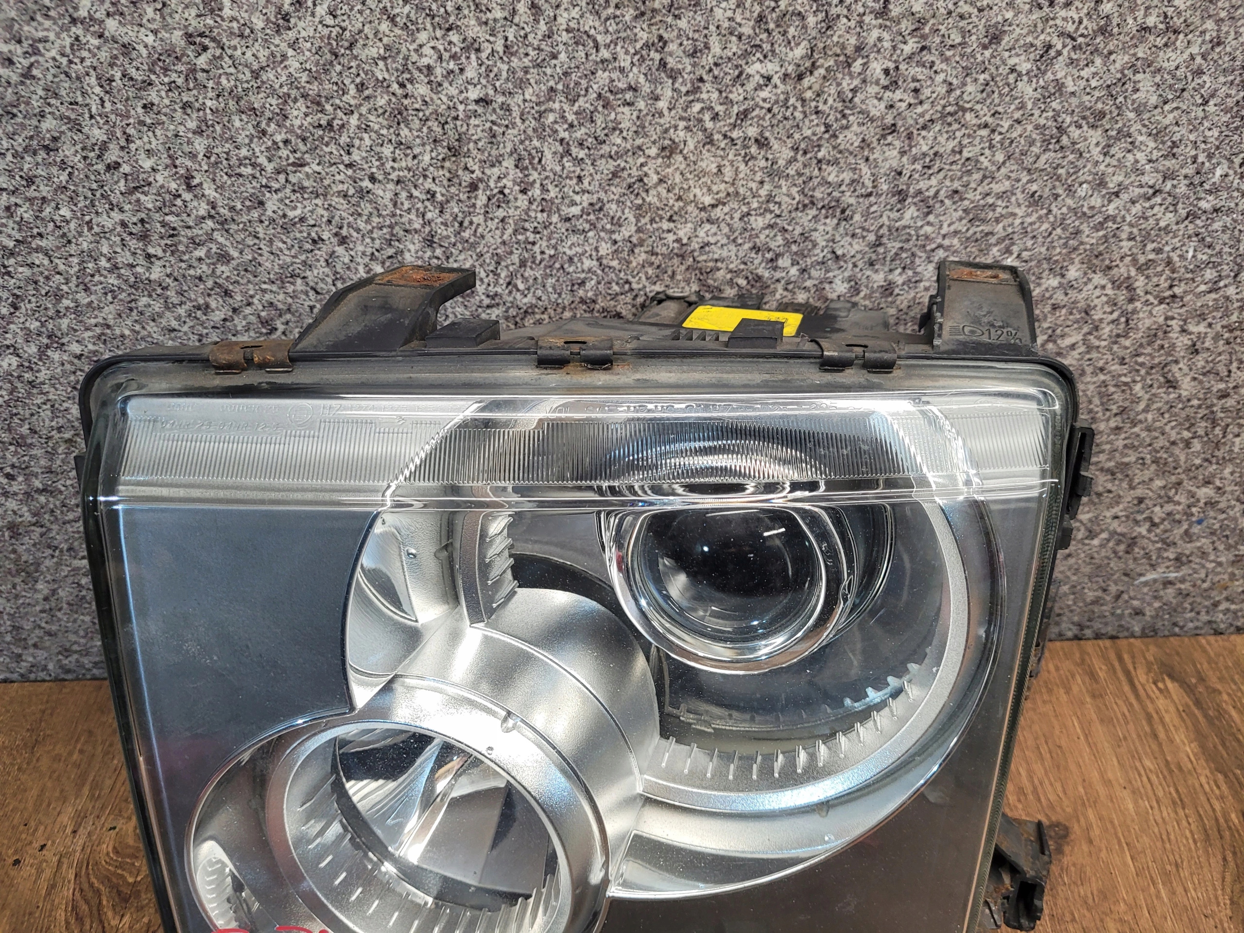 RANGE ROVER L322 VOGUE XENON ĽAVÉ PREDNÉ SVETLO