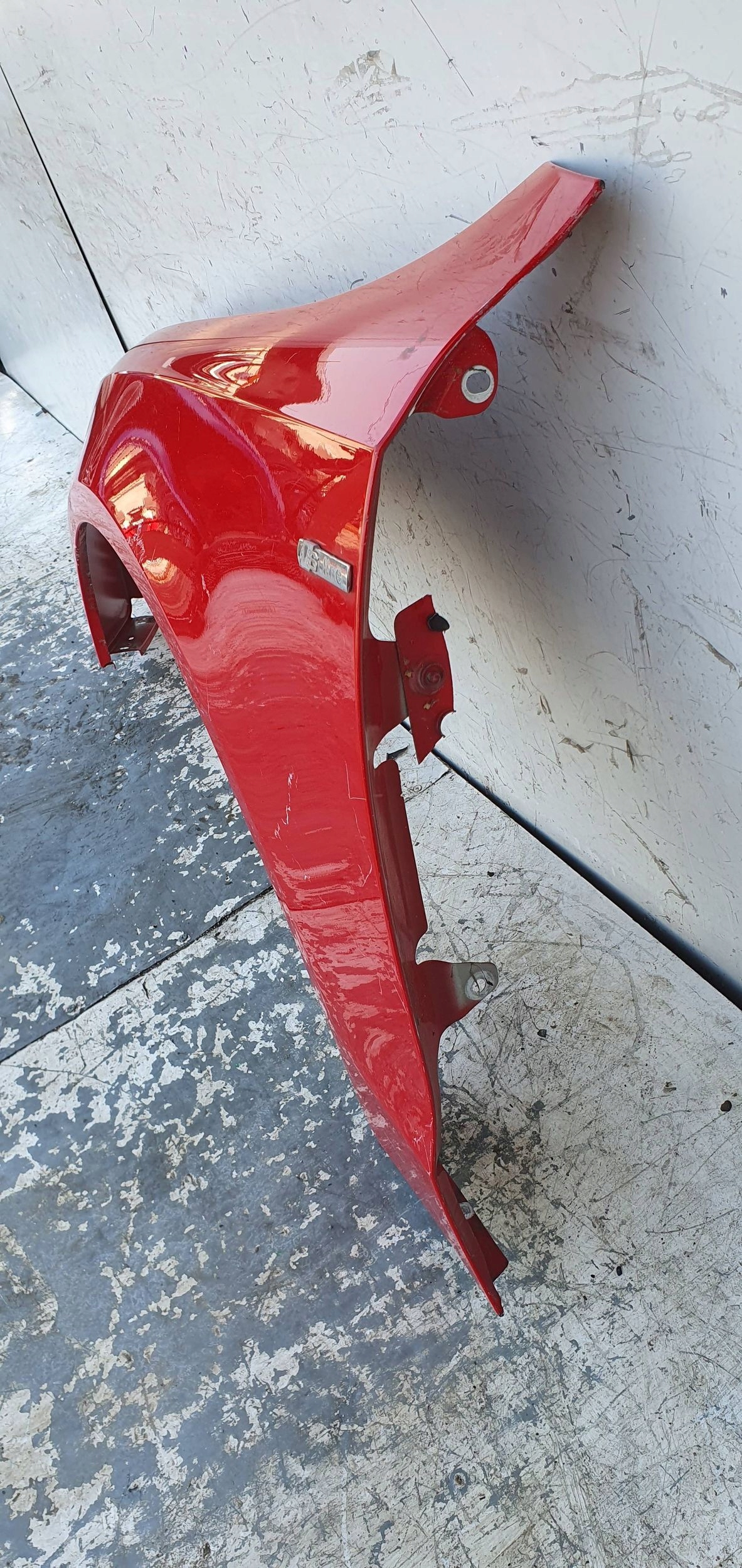 Audi A5 8T ĽAVÝ PREDNÝ BLATNÍK
