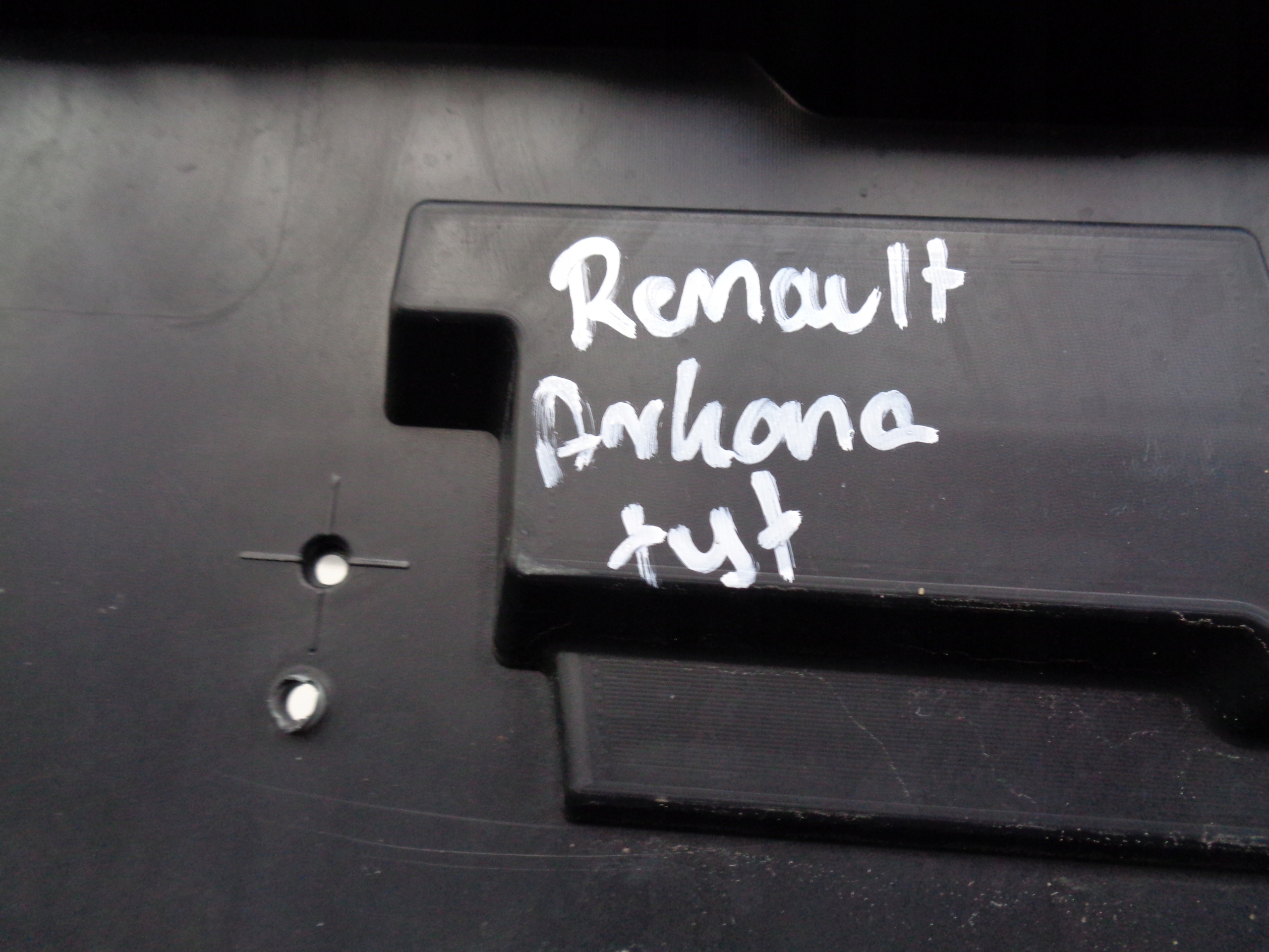 LIŠTA ZADNÉHO NÁRAZNÍKA RENAULT ARKANA 21-