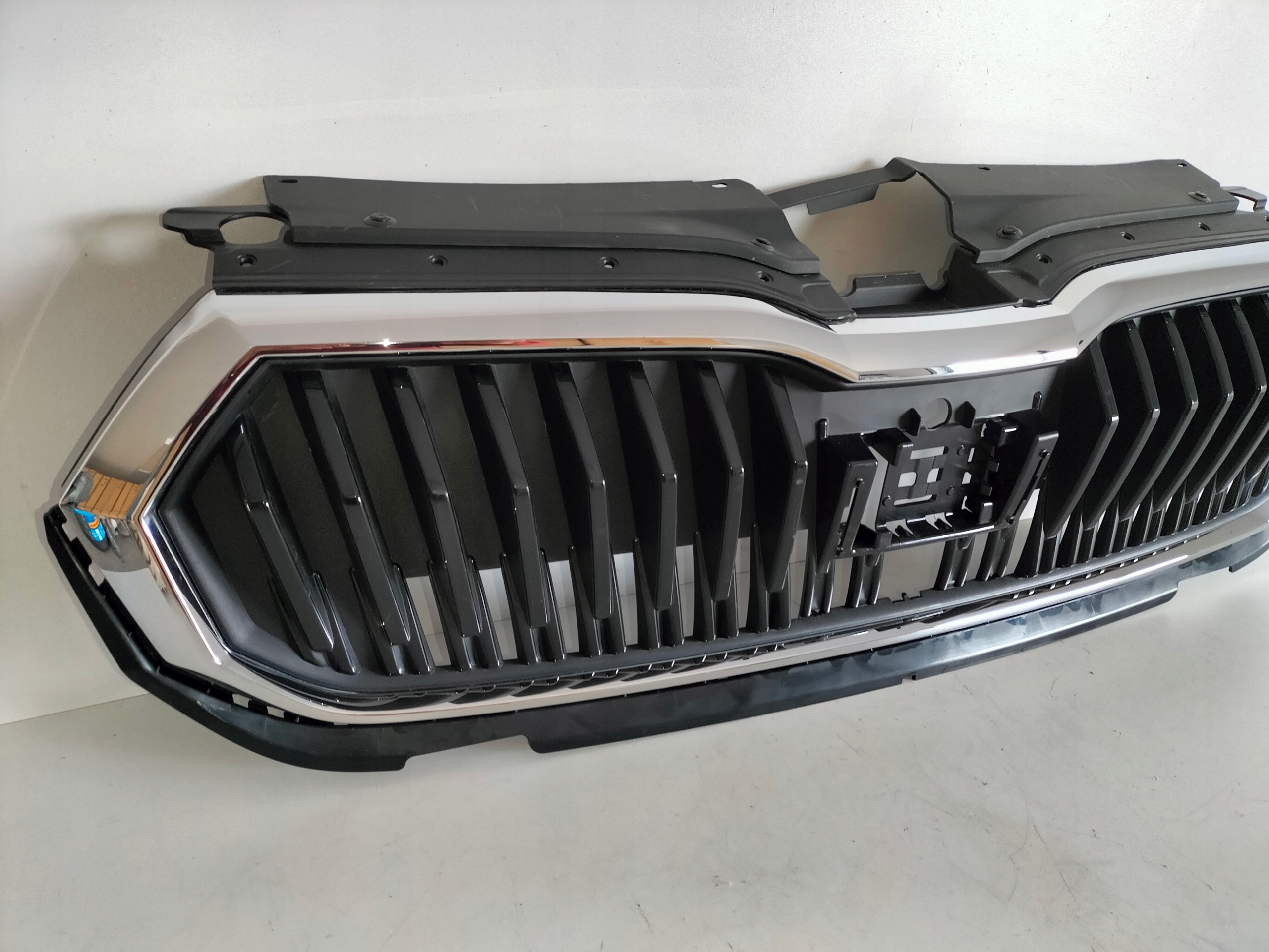 MRIEZKA LISTA SKODA FABIA 4 IV 21-