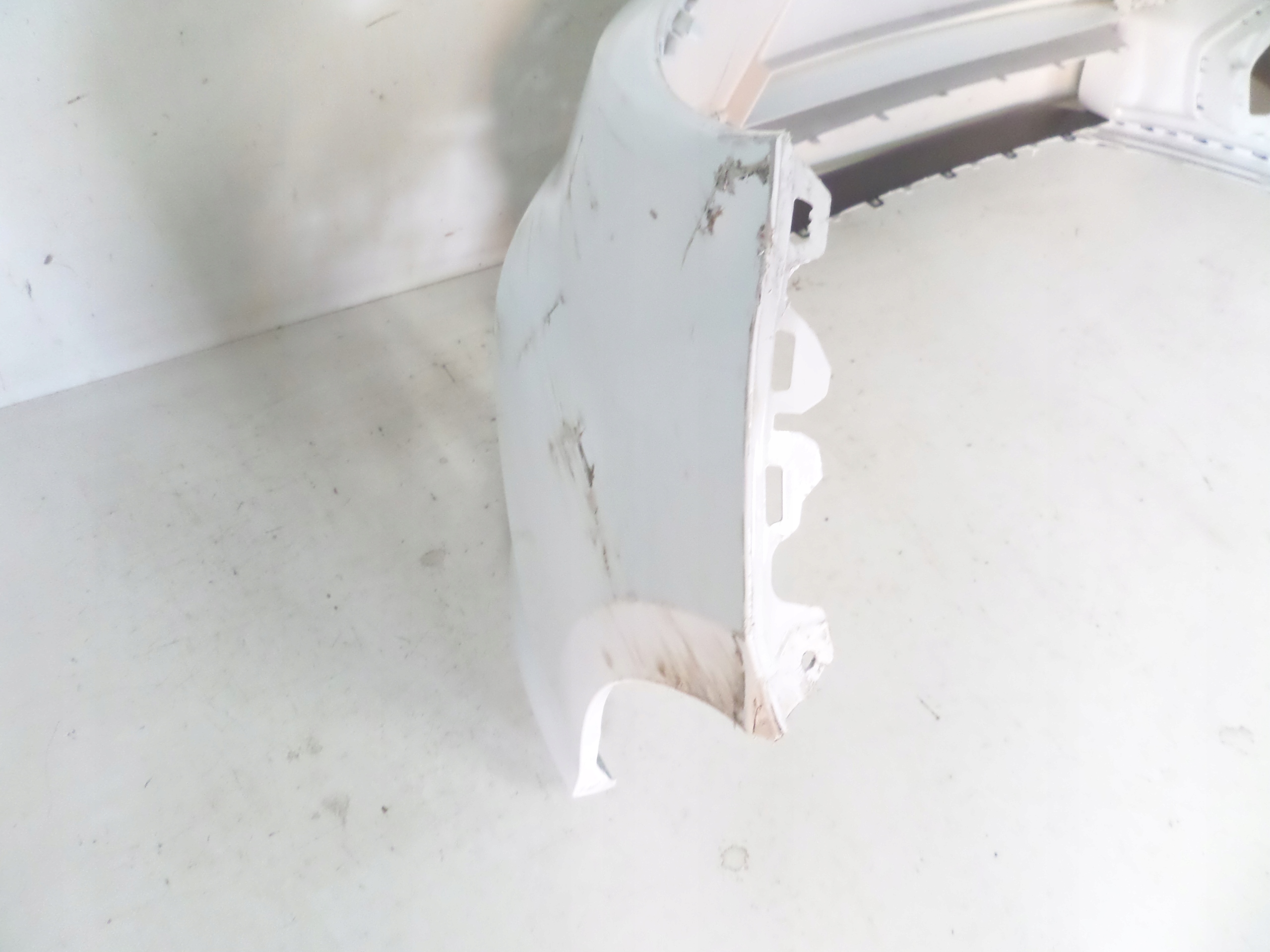 PREDNÝ NÁRAZNÍK FORD FOCUS MK3 LIFT 14-18 RS